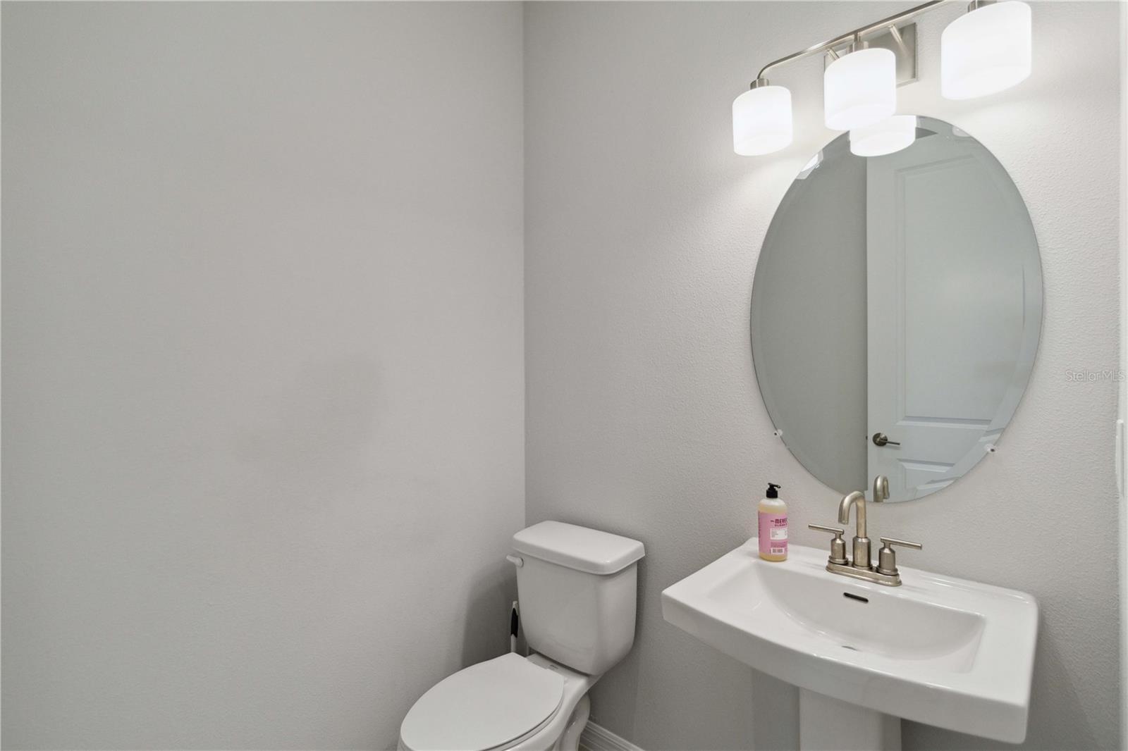 Image 22 of 65 For 5660 Blue Reef Place