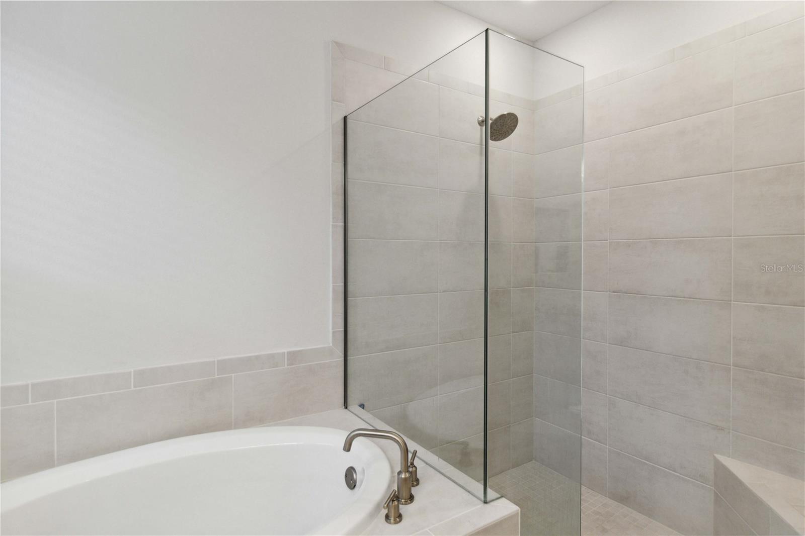 Image 27 of 65 For 5660 Blue Reef Place