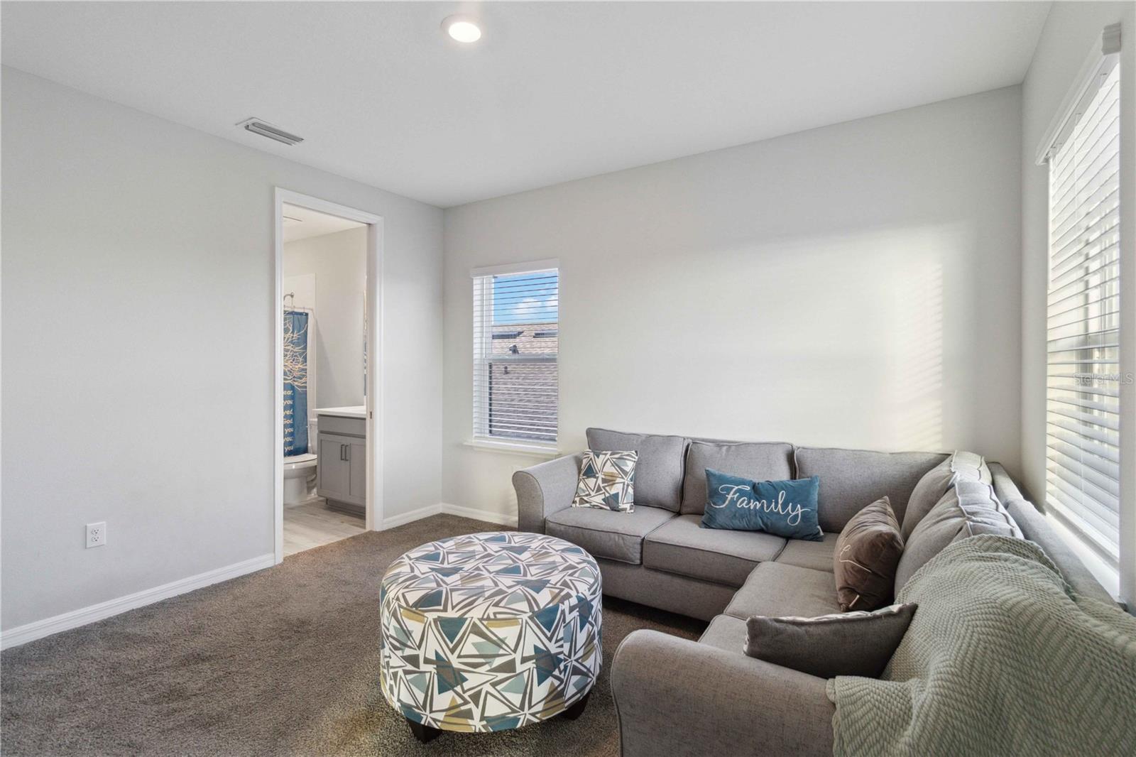 Image 28 of 65 For 5660 Blue Reef Place