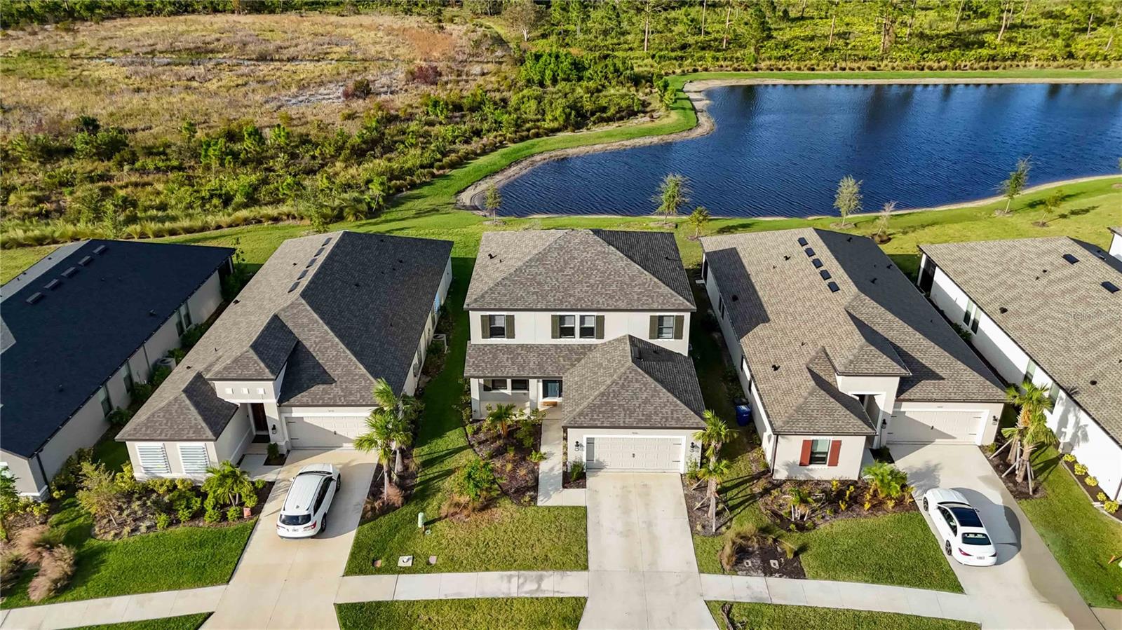 Image 3 of 65 For 5660 Blue Reef Place