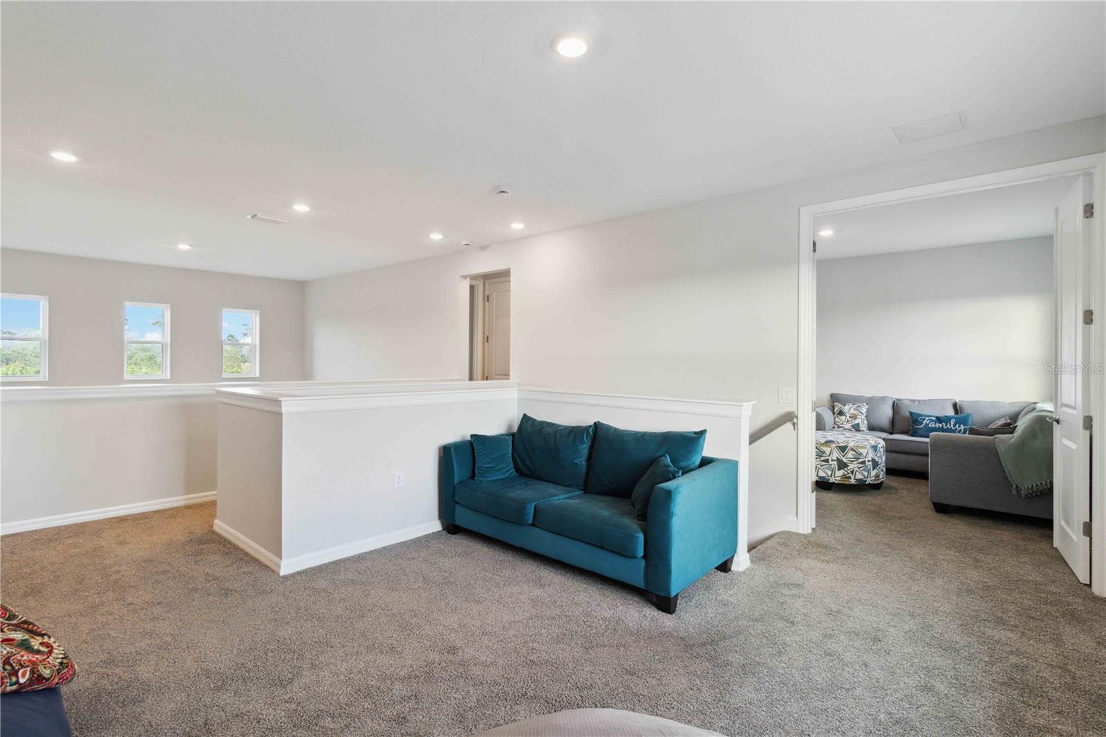 Image 35 of 65 For 5660 Blue Reef Place