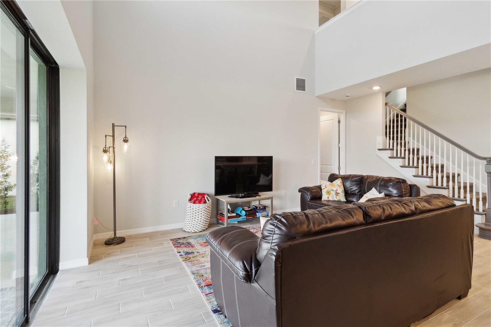 Image 7 of 65 For 5660 Blue Reef Place