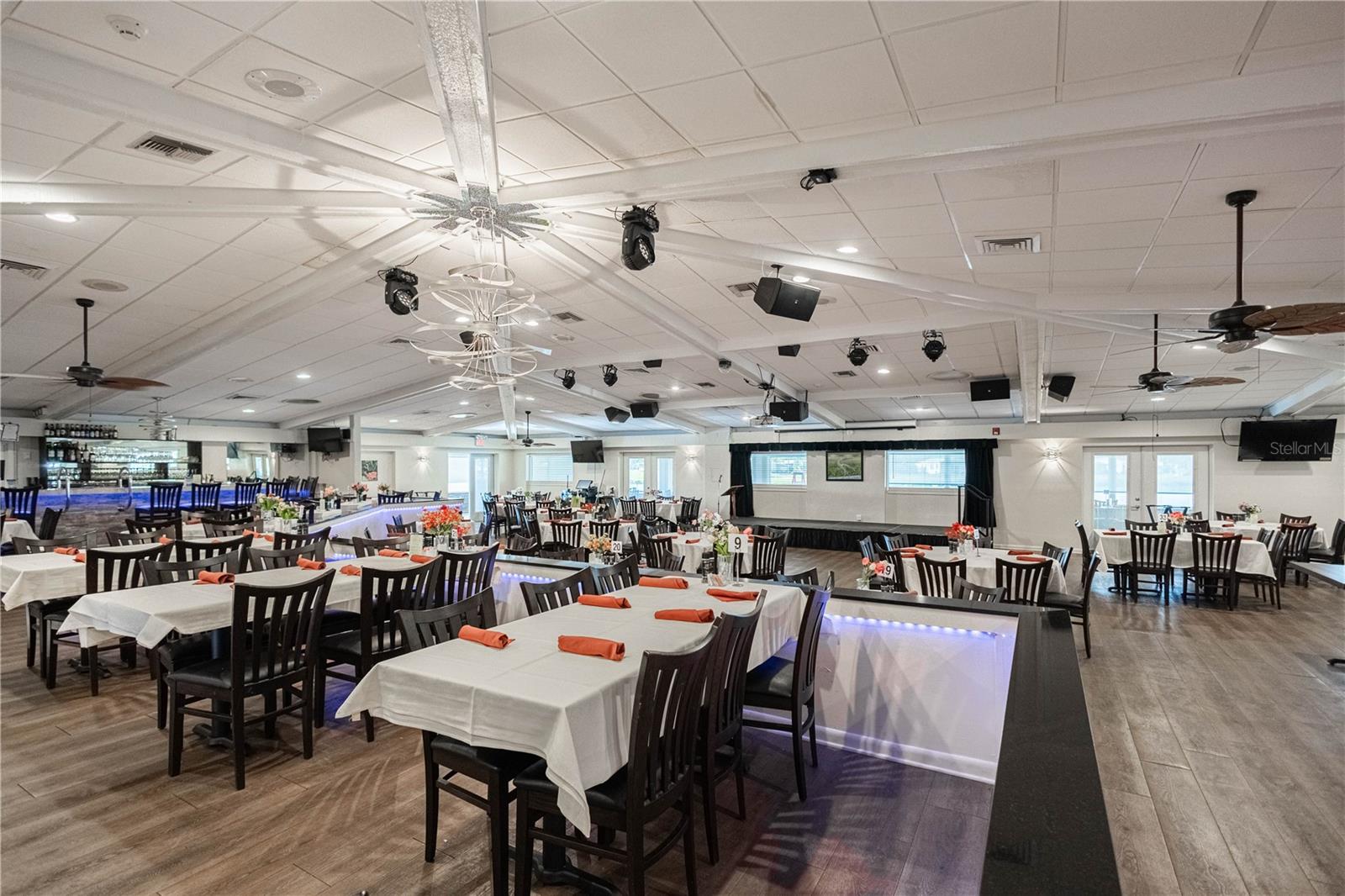 Image 32 of 61 For 2100 Kings Highway W 1059