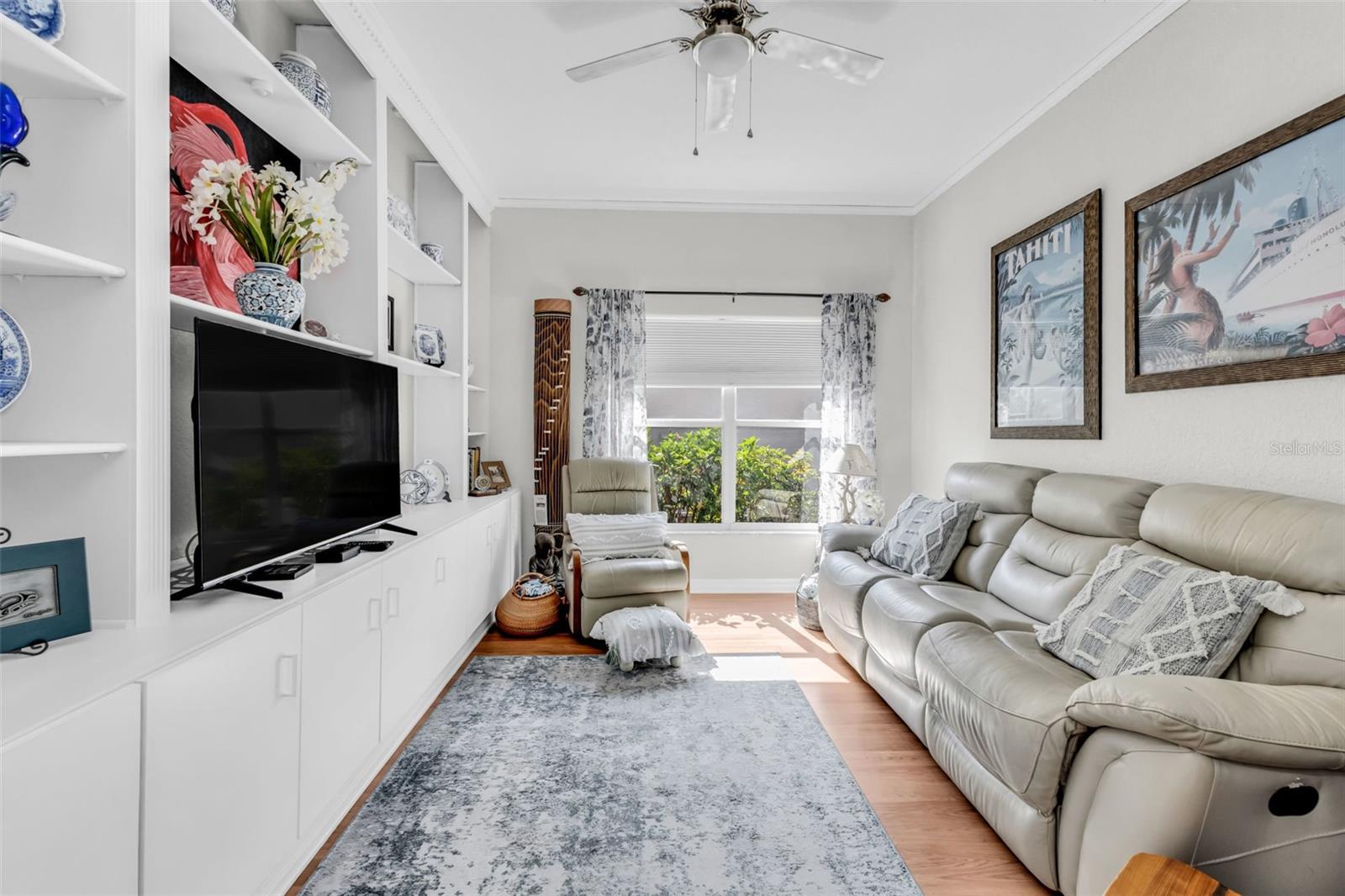 Image 16 of 43 For 1644 Palace Court