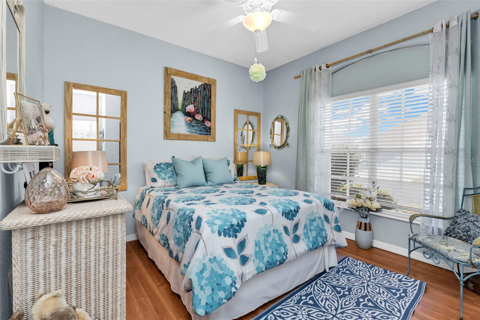 Image 20 of 43 For 1644 Palace Court