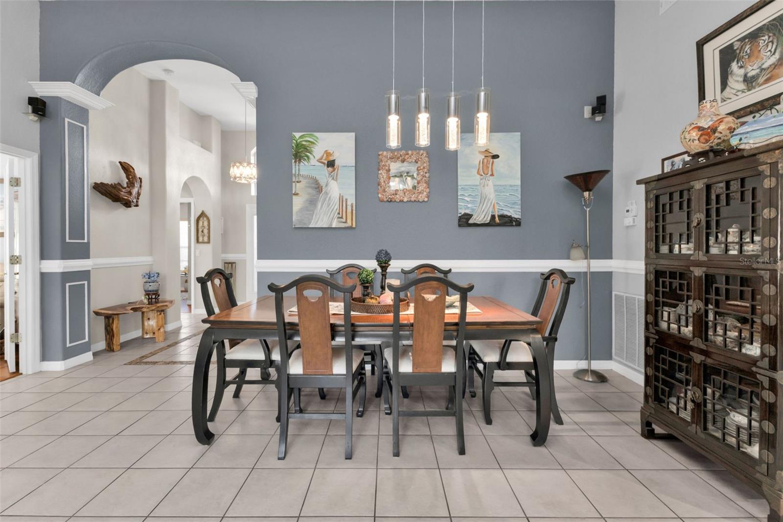 Image 4 of 43 For 1644 Palace Court