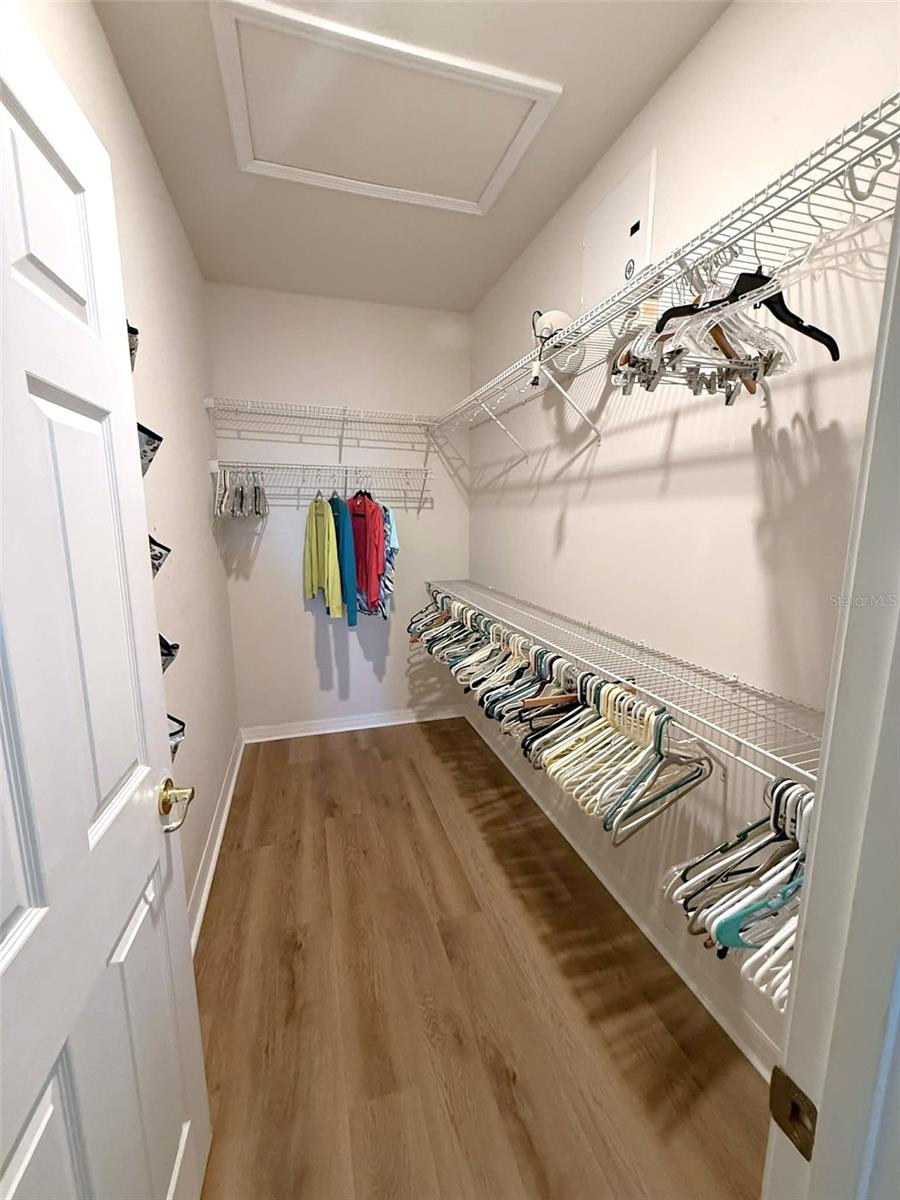 Image 40 of 83 For 2619 Valerian Way