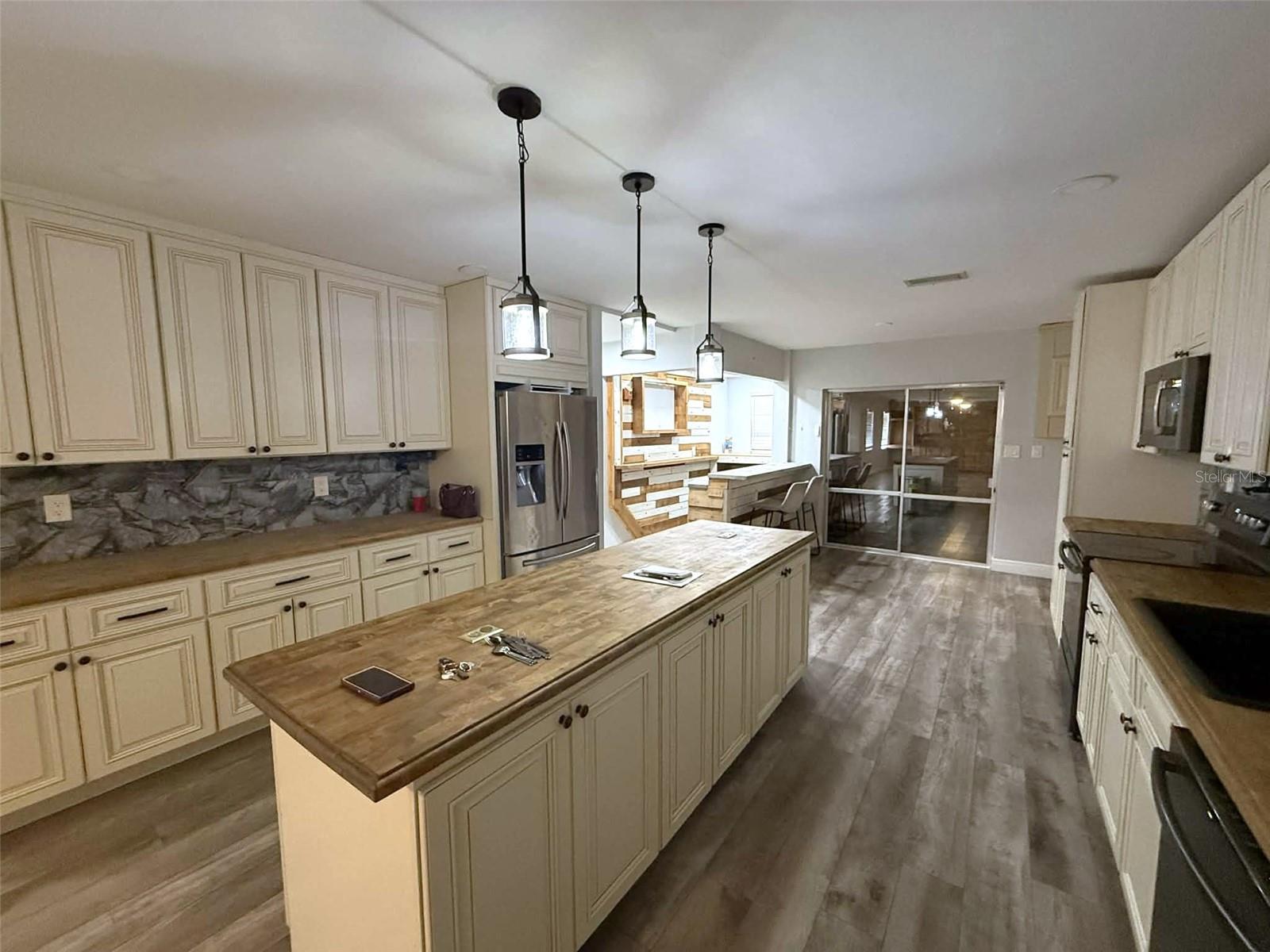 Image 8 of 29 For 22508 Bolanos Court