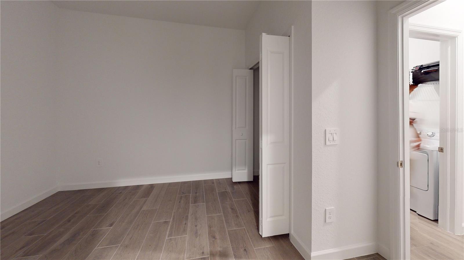 Image 11 of 31 For 8318 Waterscape Rd