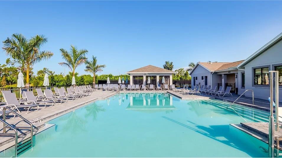 Image 27 of 31 For 8318 Waterscape Rd