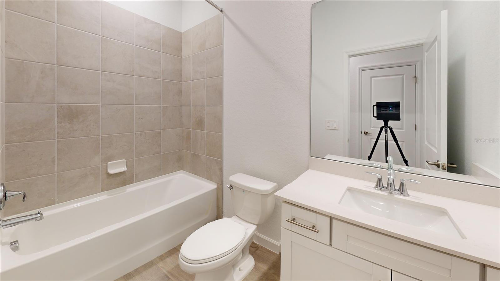 Image 6 of 31 For 8318 Waterscape Rd