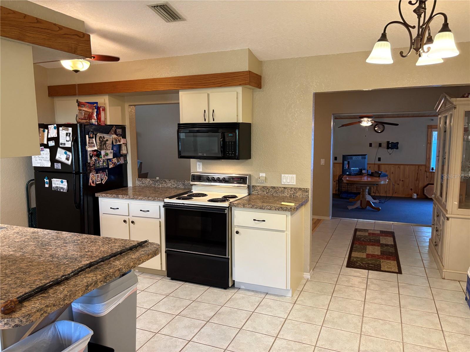 Image 18 of 35 For 2409 Dando Street