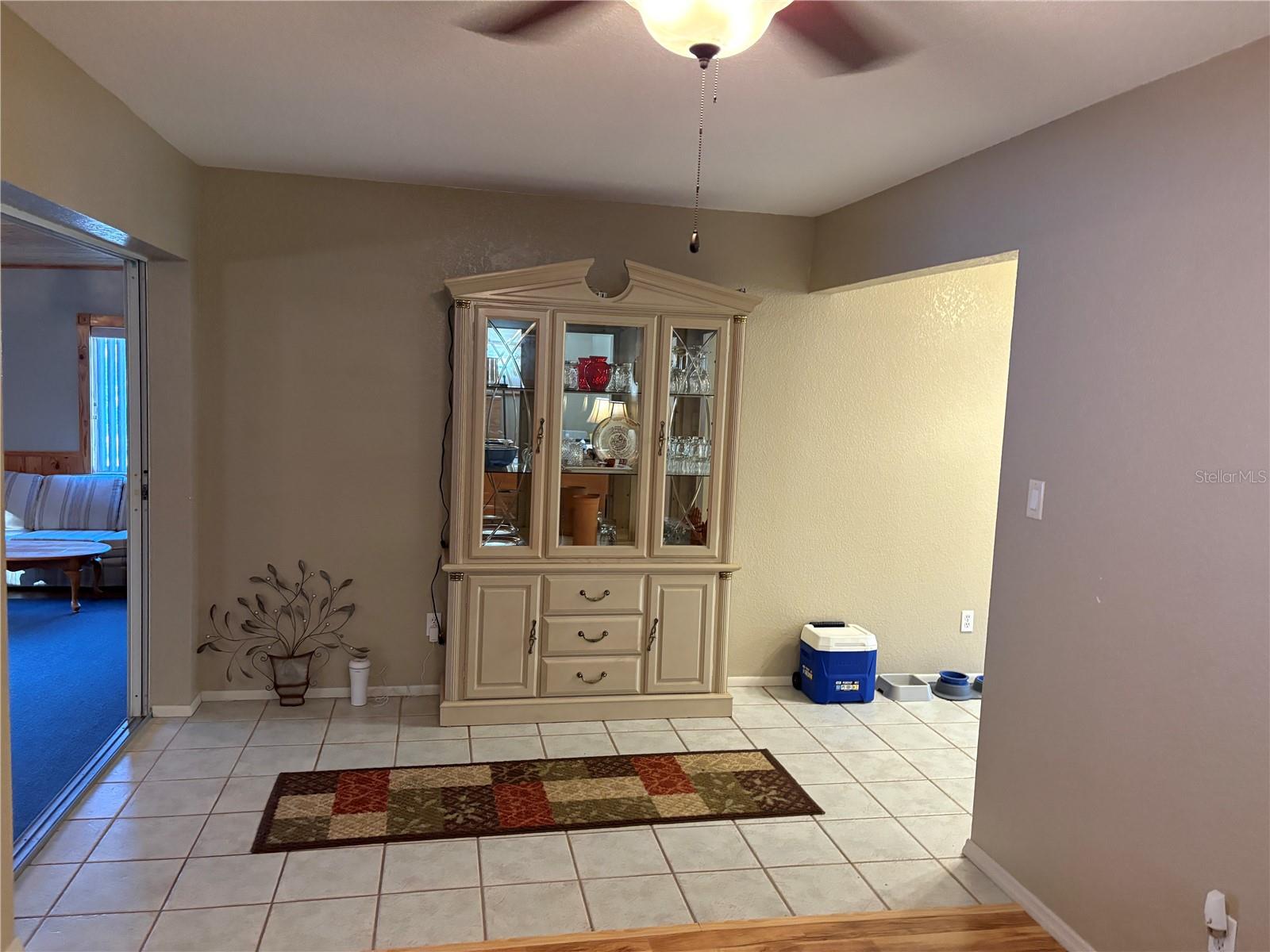 Image 21 of 35 For 2409 Dando Street