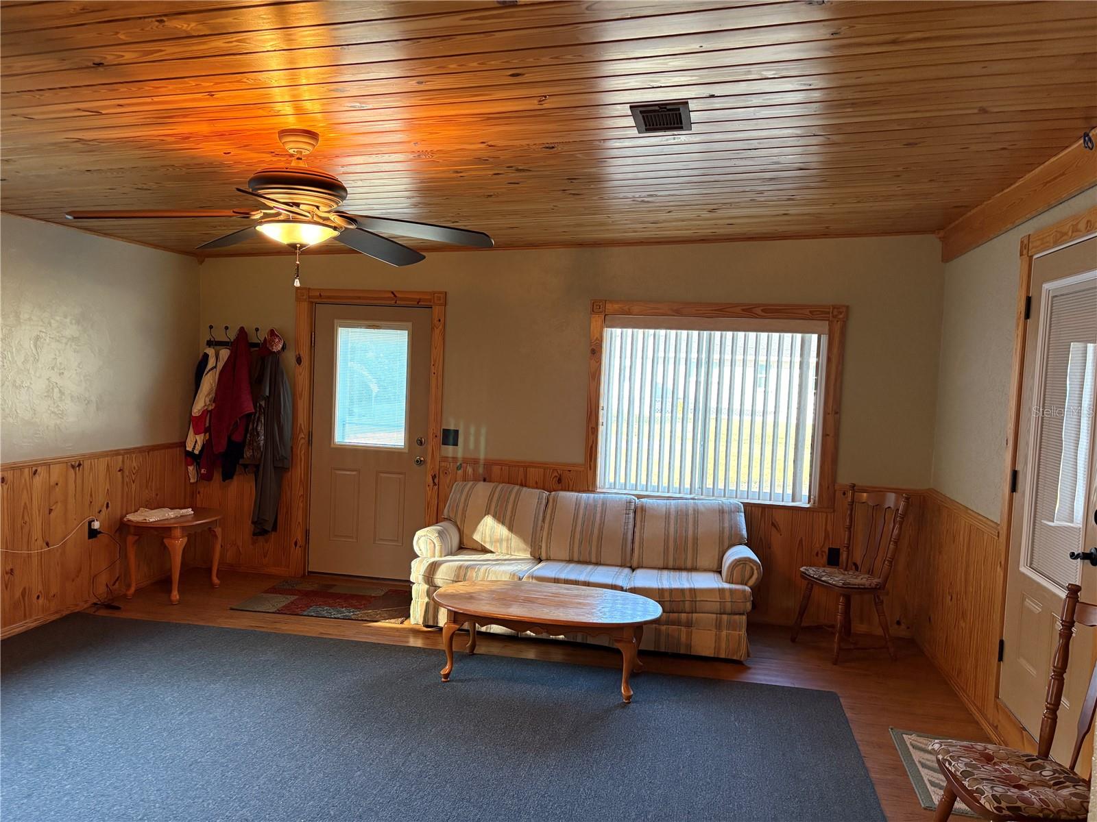 Image 22 of 35 For 2409 Dando Street