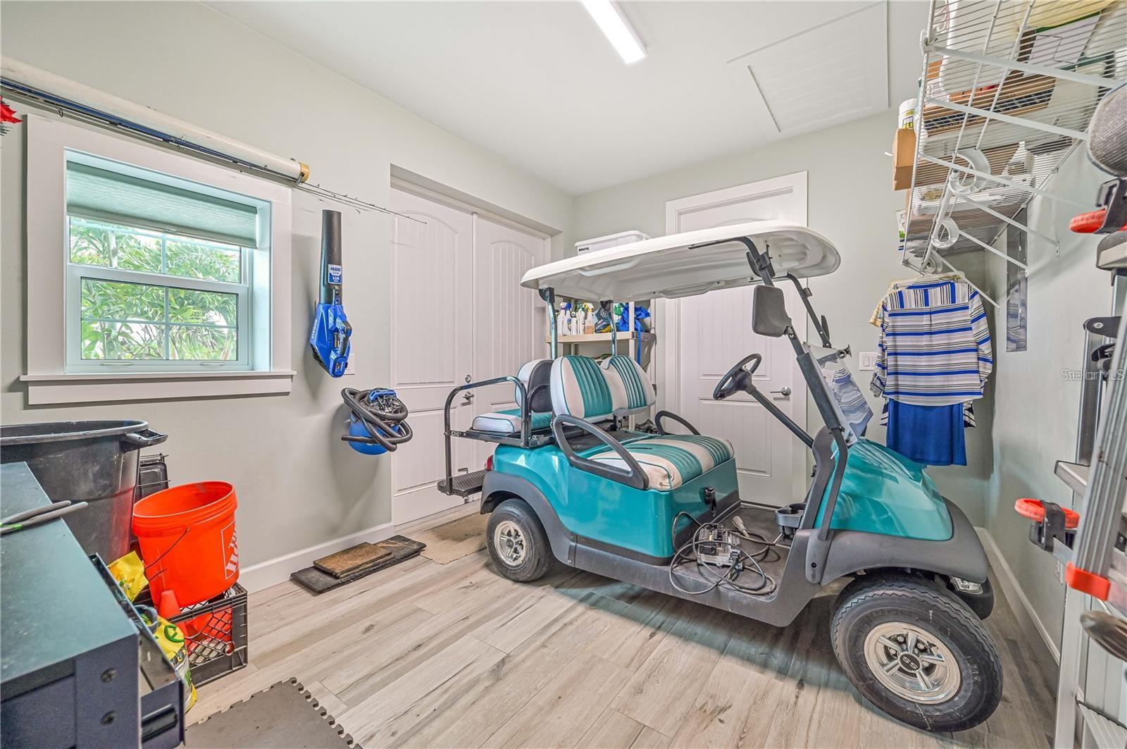 Image 21 of 47 For 8664 Sand Crane Circle