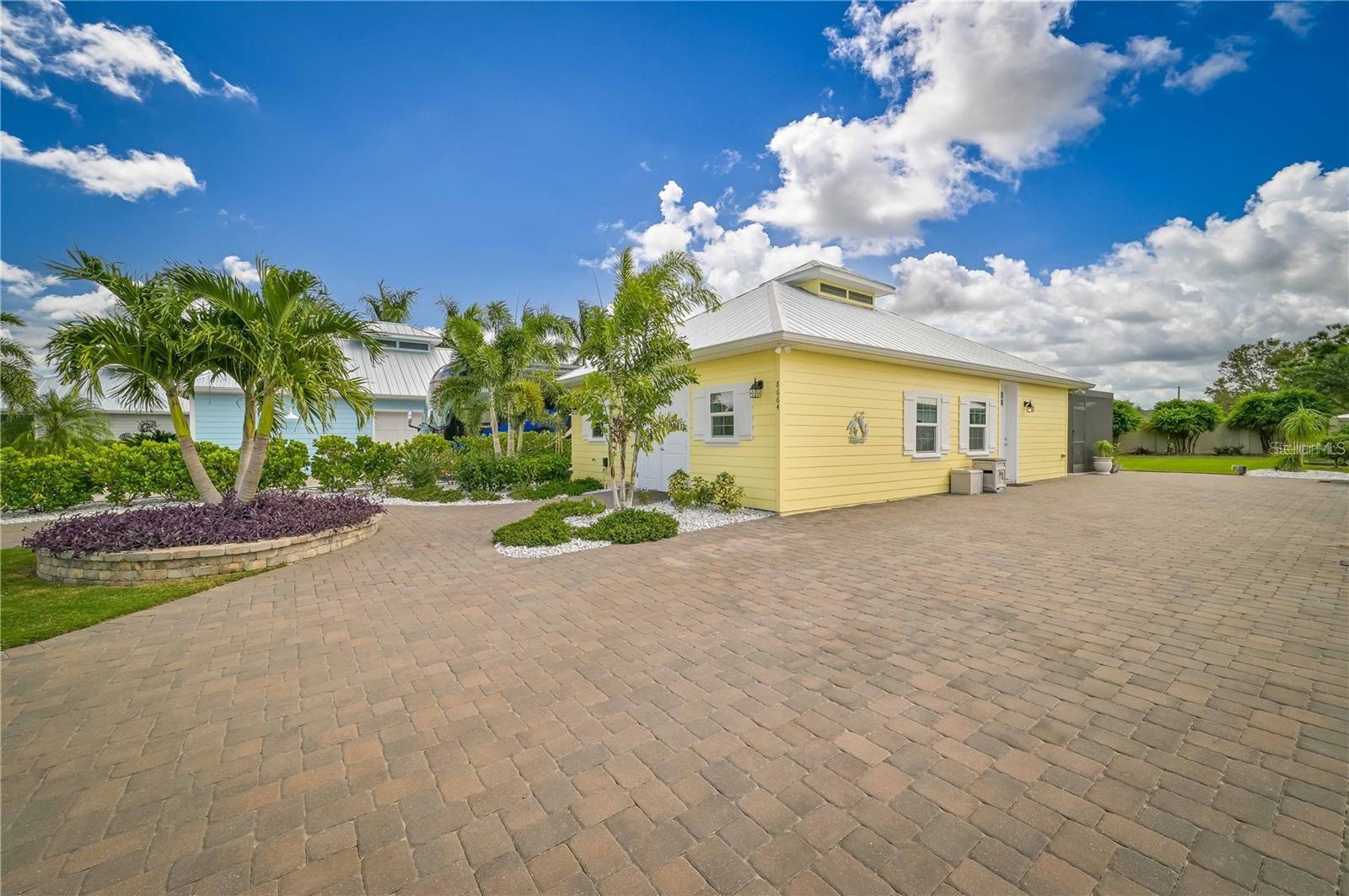 Image 5 of 47 For 8664 Sand Crane Circle