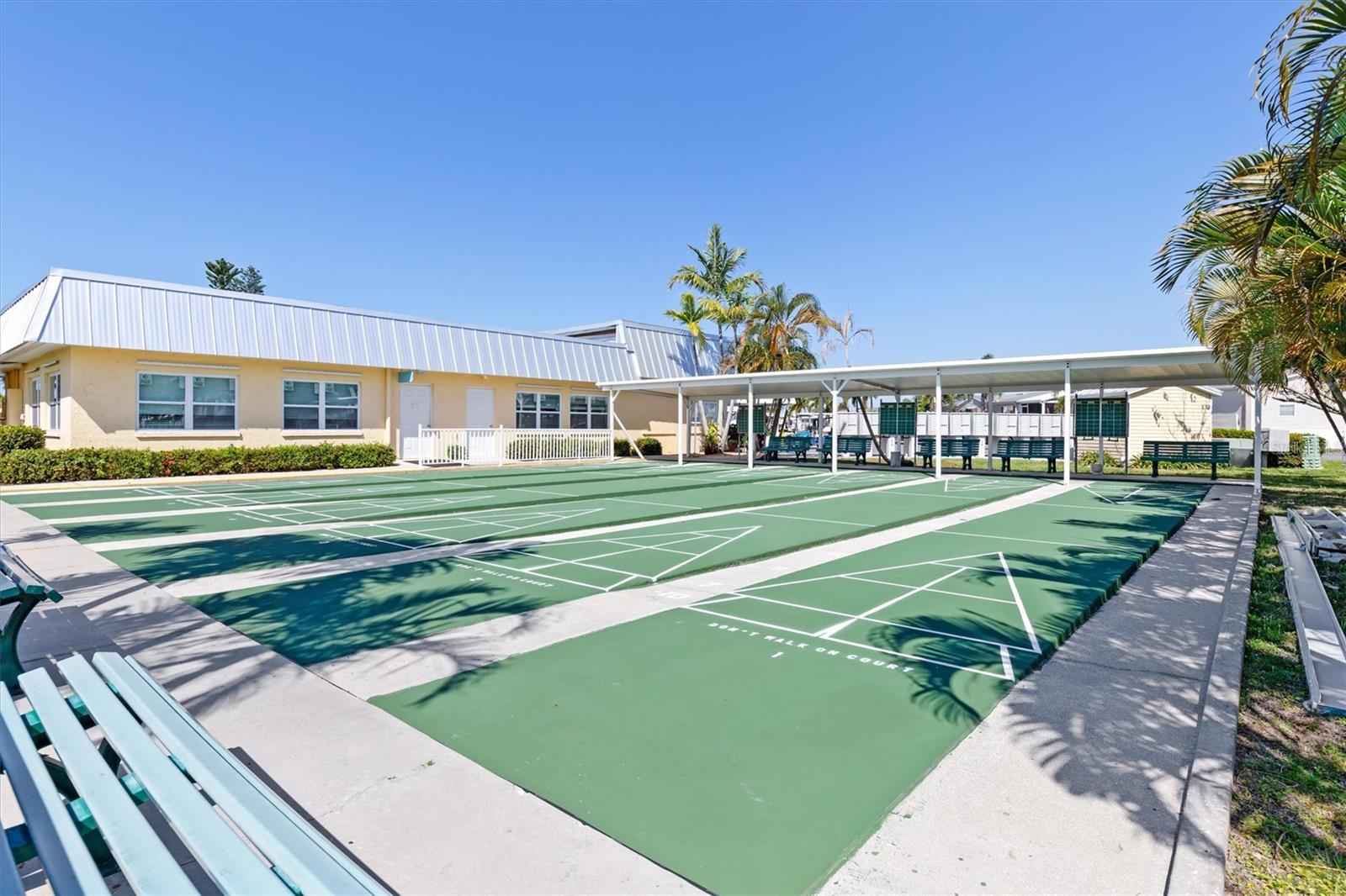 Image 43 of 65 For 10303 Burnt Store Road 93