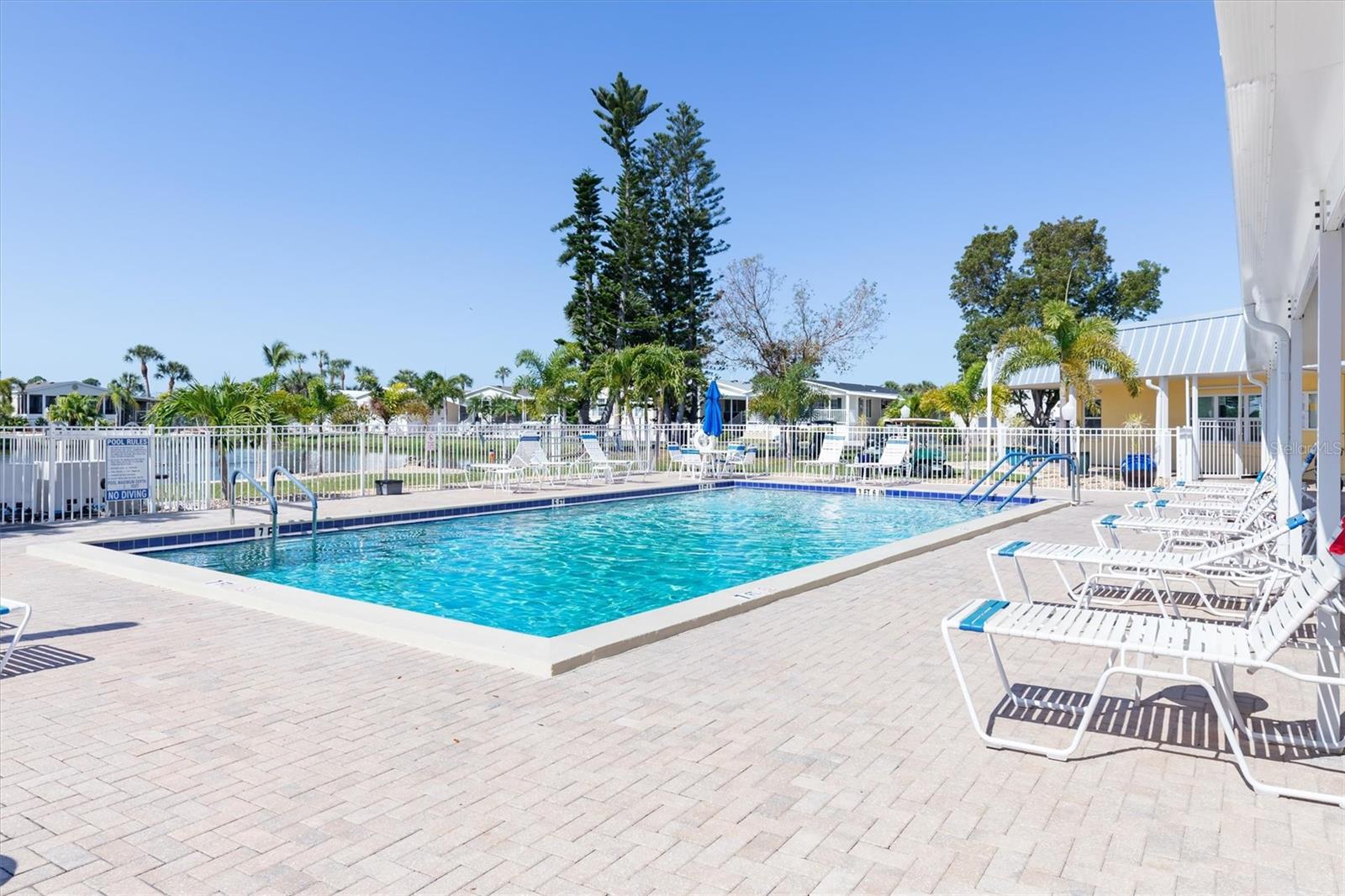 Image 45 of 65 For 10303 Burnt Store Road 93