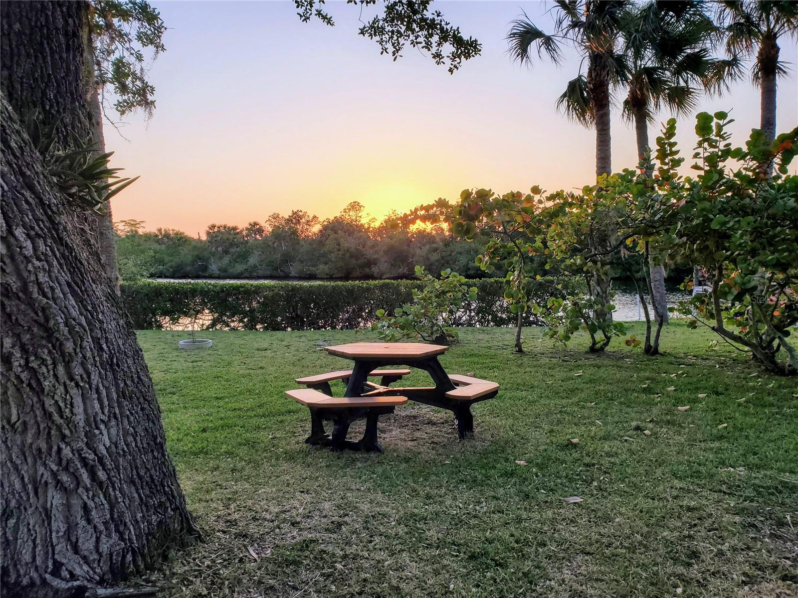 Image 53 of 65 For 10303 Burnt Store Road 93