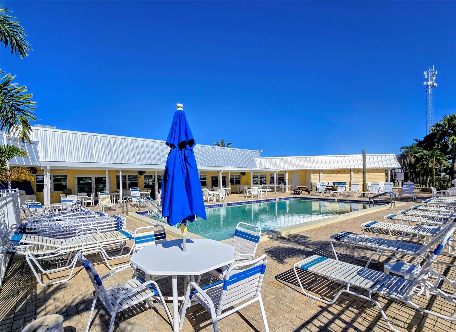 Image 64 of 65 For 10303 Burnt Store Road 93