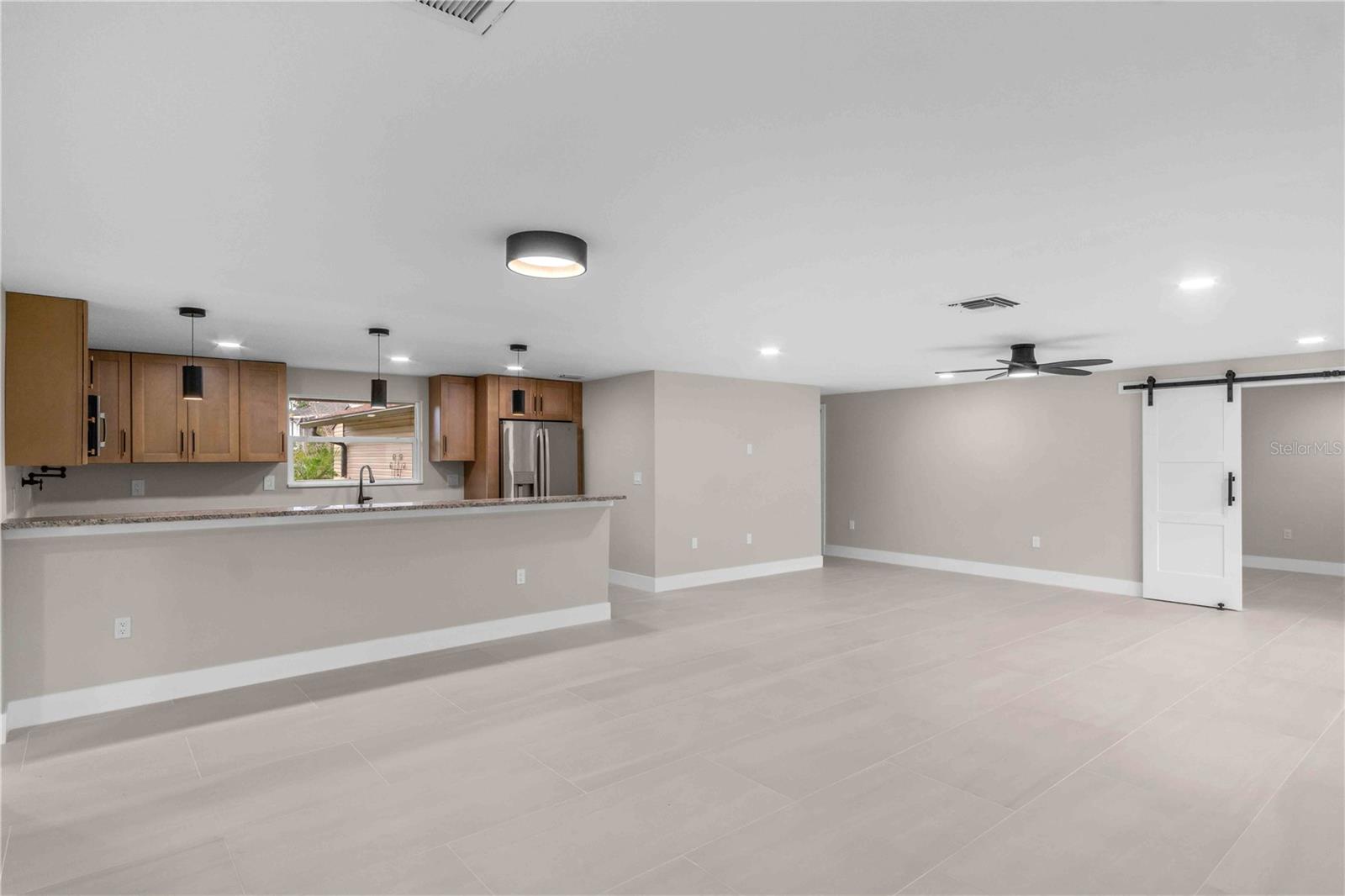 Image 21 of 74 For 3400 Gulfbreeze Lane