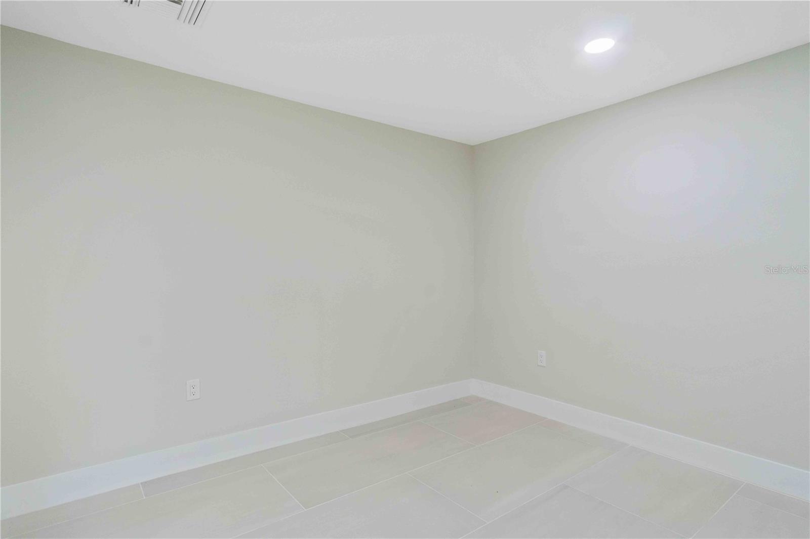 Image 33 of 74 For 3400 Gulfbreeze Lane