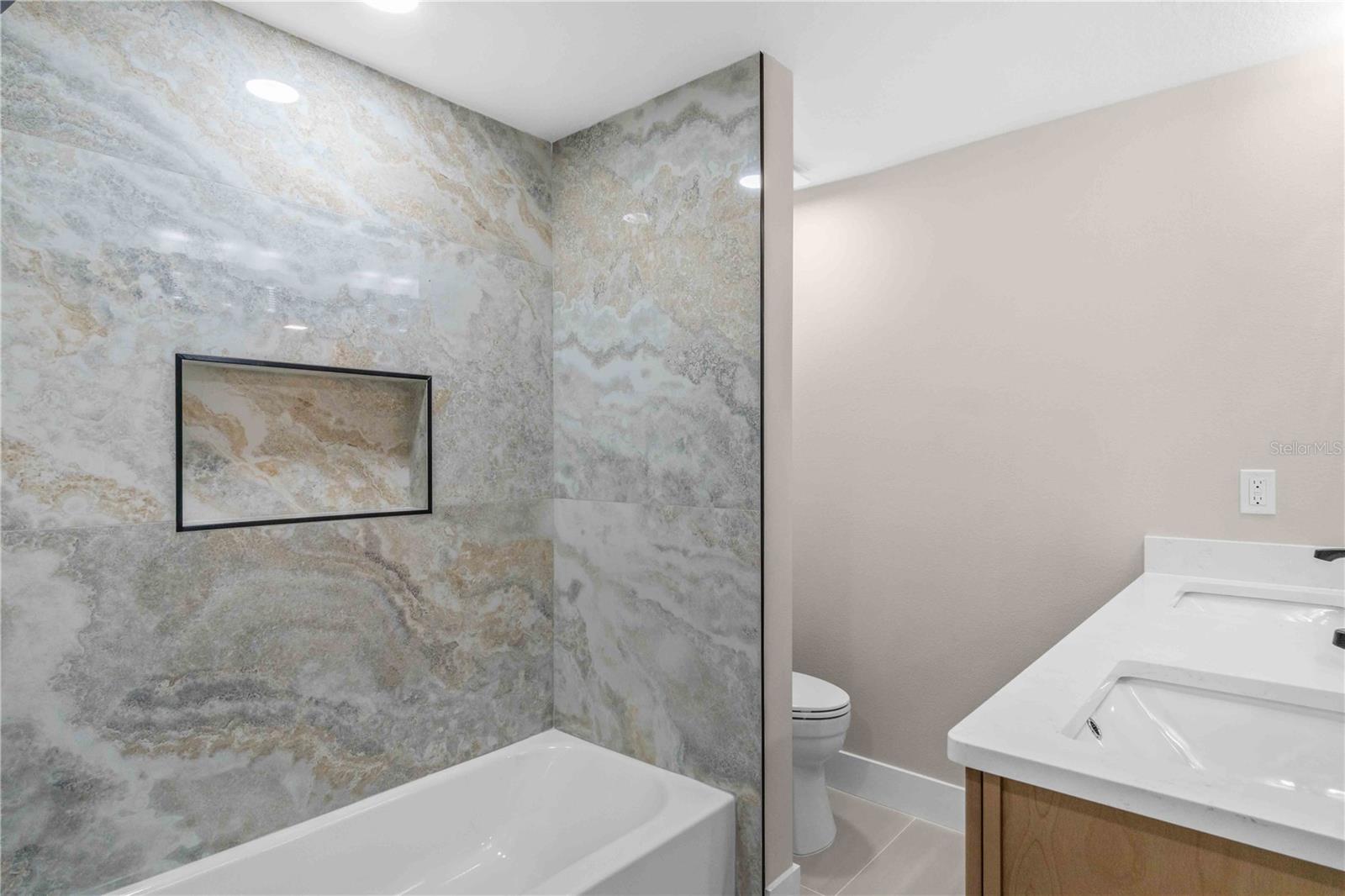 Image 37 of 74 For 3400 Gulfbreeze Lane