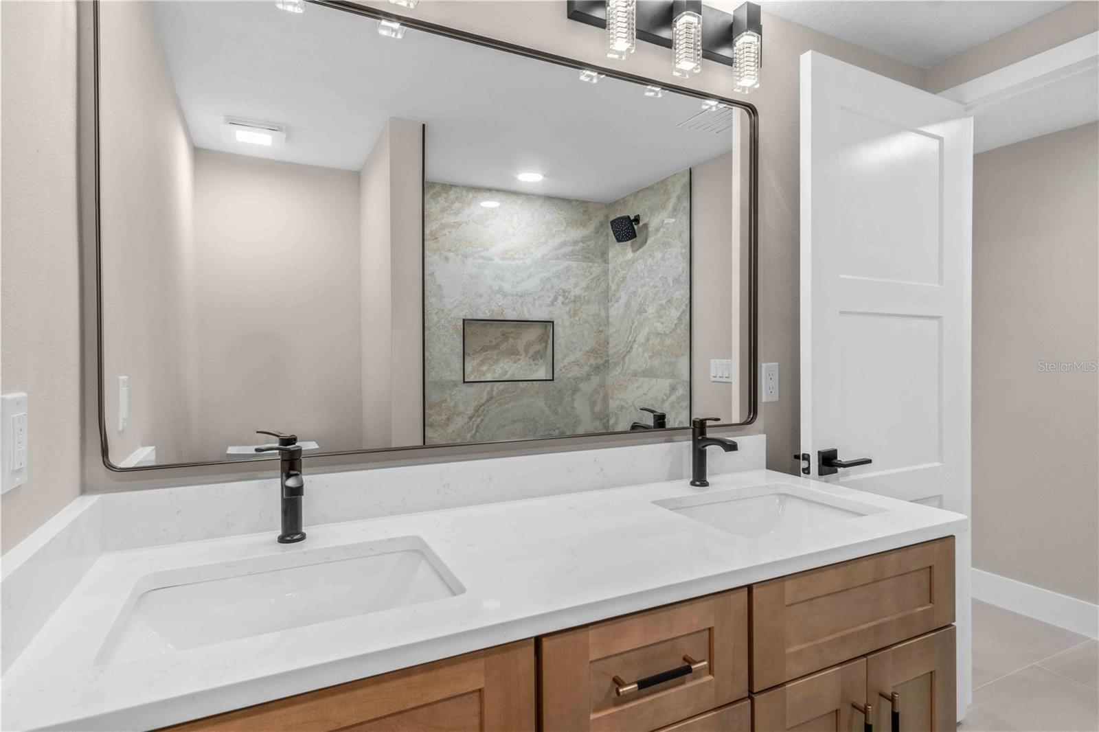 Image 40 of 74 For 3400 Gulfbreeze Lane