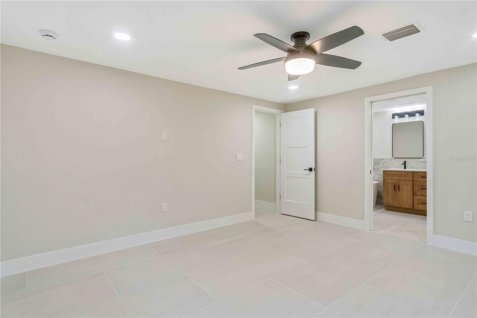 Image 49 of 74 For 3400 Gulfbreeze Lane