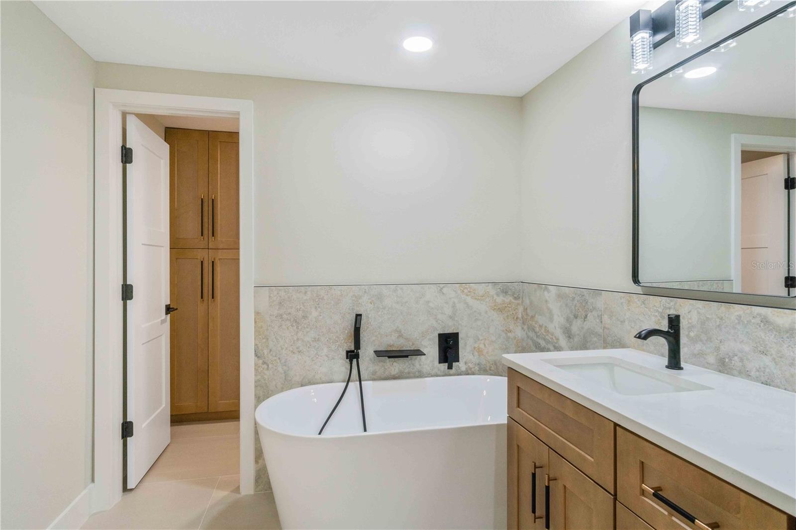 Image 63 of 74 For 3400 Gulfbreeze Lane