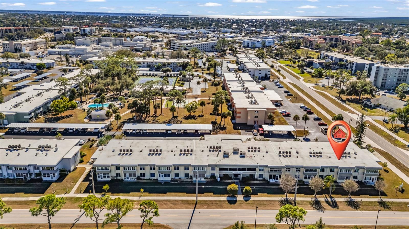 Image 31 of 51 For 21267 Gertrude Avenue 212