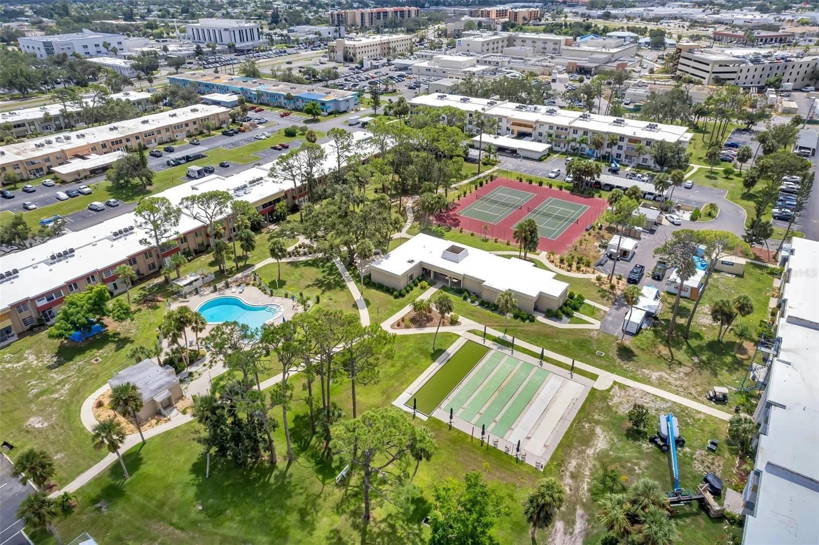 Image 43 of 51 For 21267 Gertrude Avenue 212