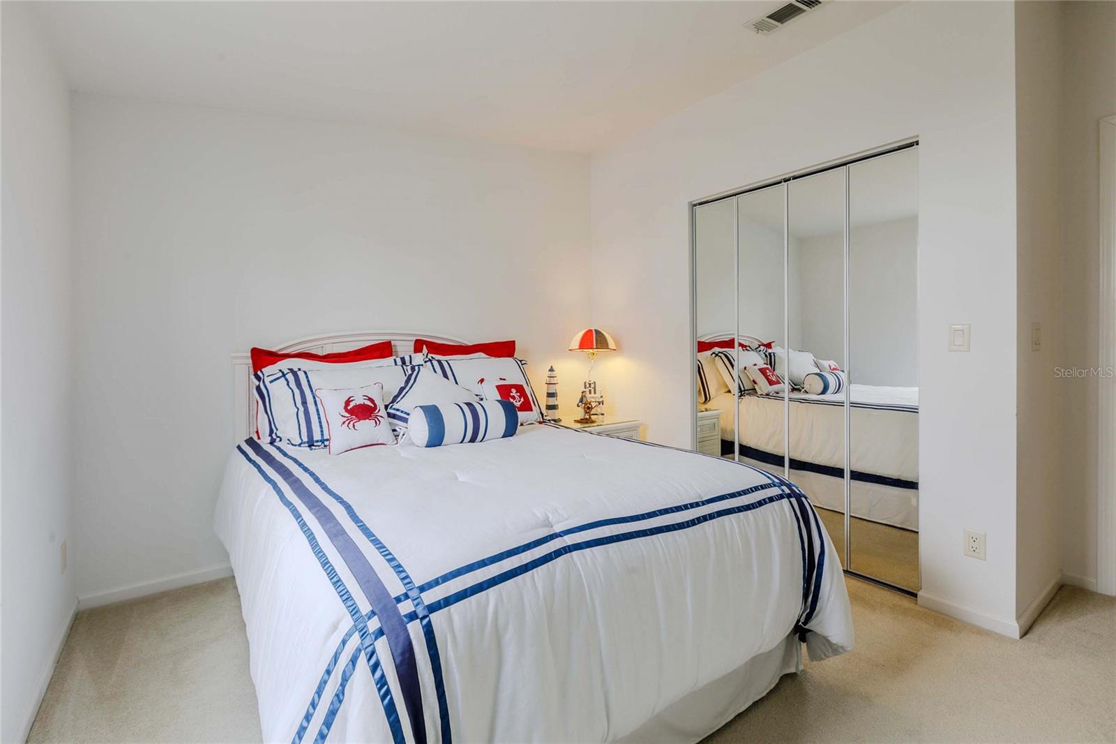 Image 21 of 57 For 2100 Kings Highway 200