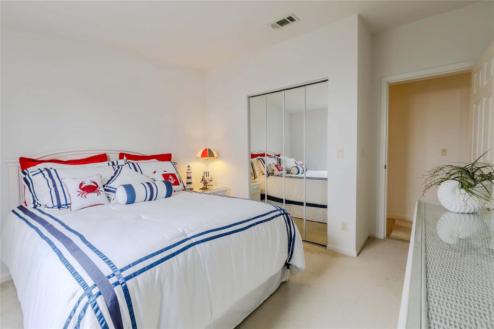 Image 23 of 57 For 2100 Kings Highway 200