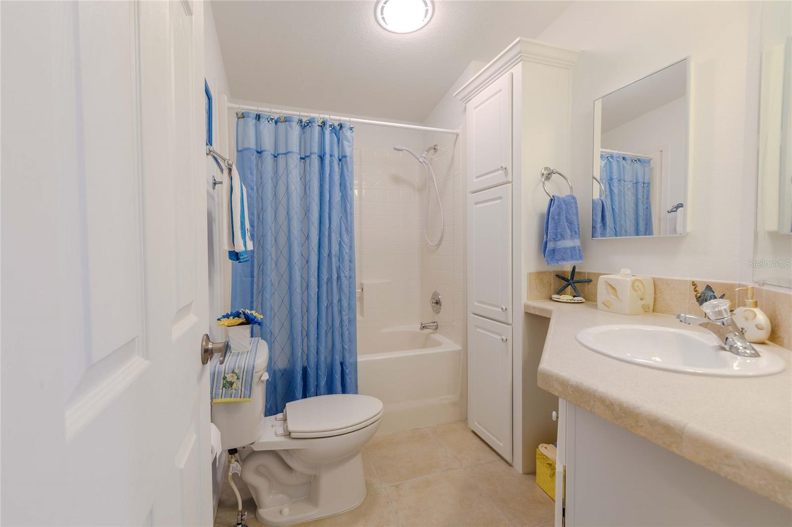 Image 24 of 57 For 2100 Kings Highway 200