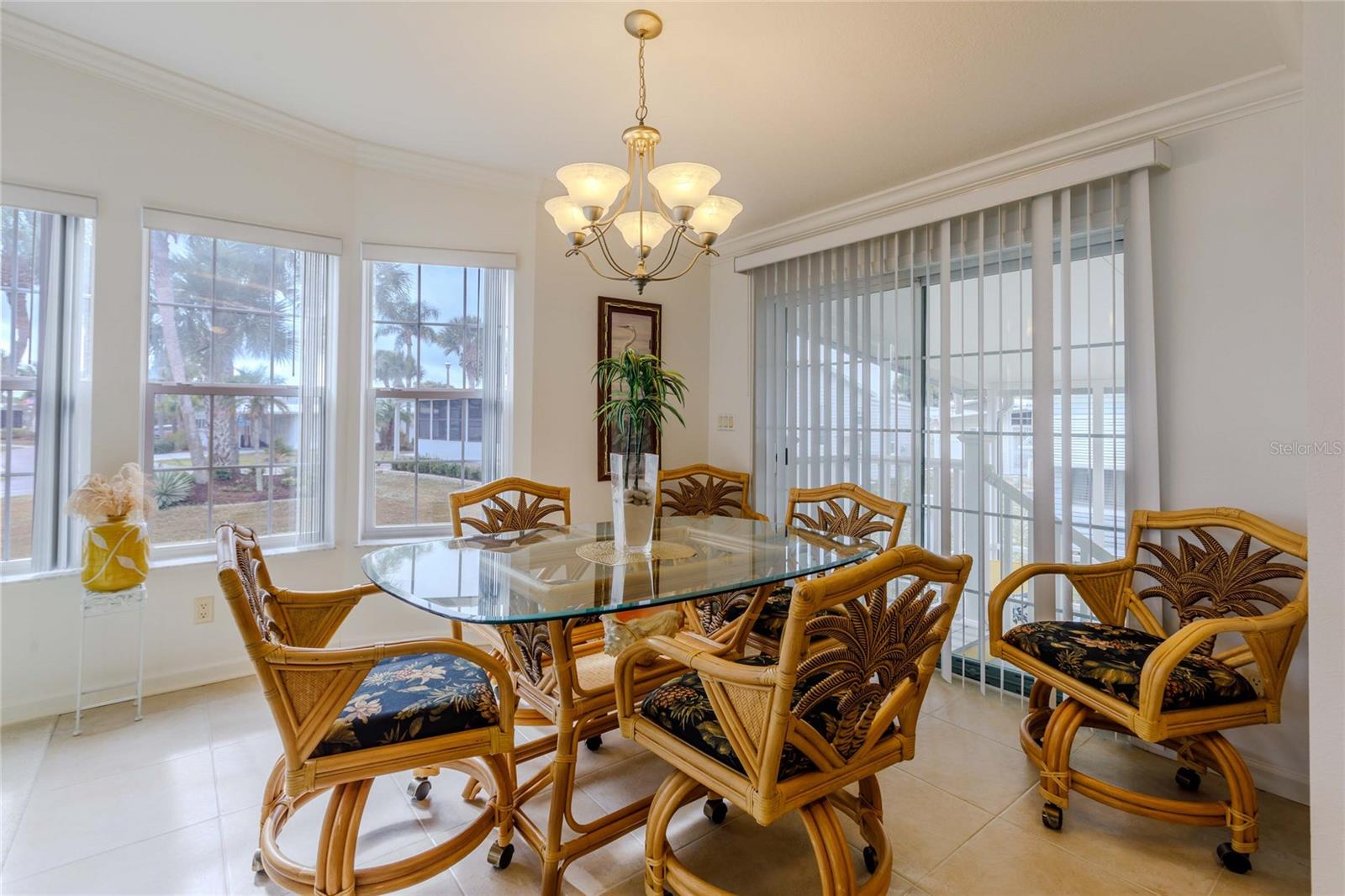 Image 32 of 57 For 2100 Kings Highway 200