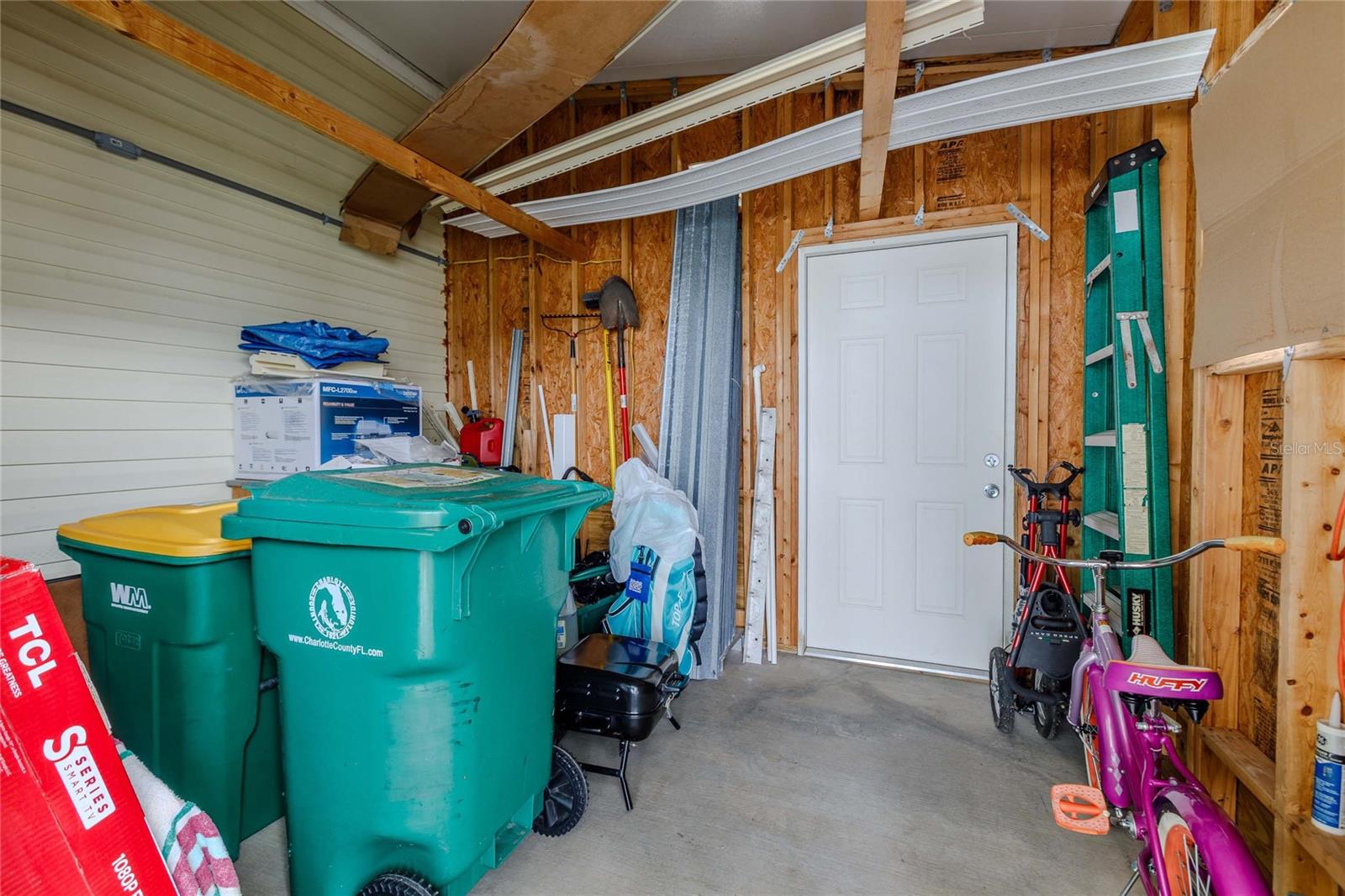 Image 39 of 57 For 2100 Kings Highway 200