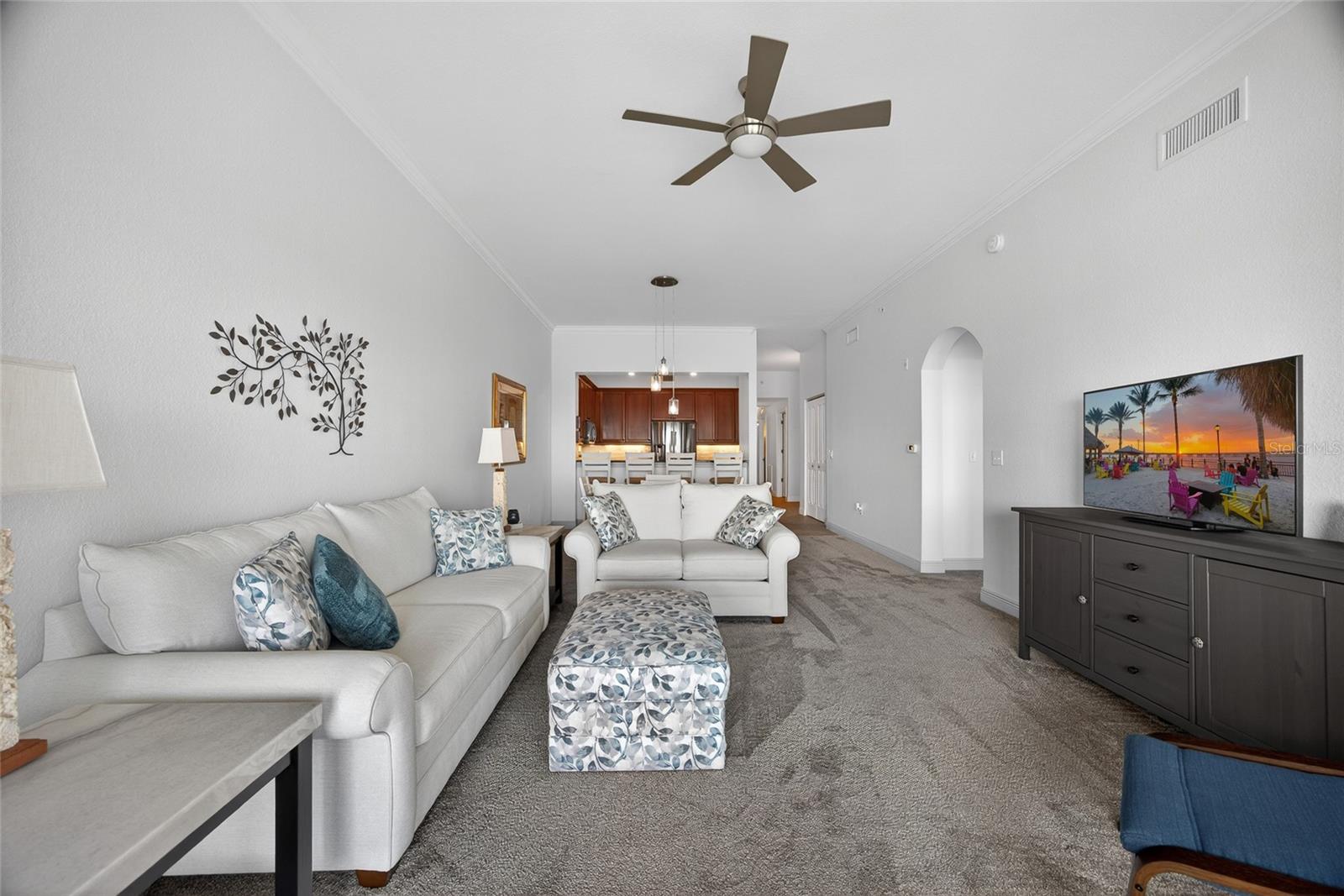 Image 10 of 35 For 5116 Melbourne Street B303