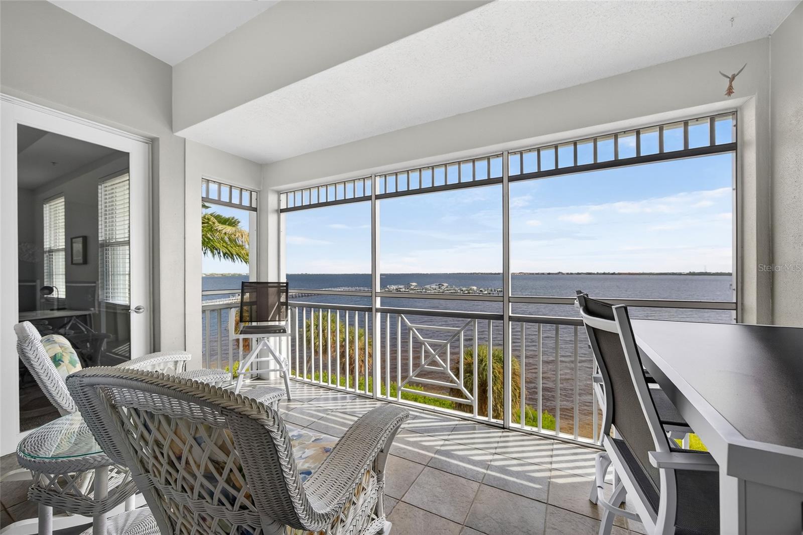 Image 11 of 35 For 5116 Melbourne Street B303