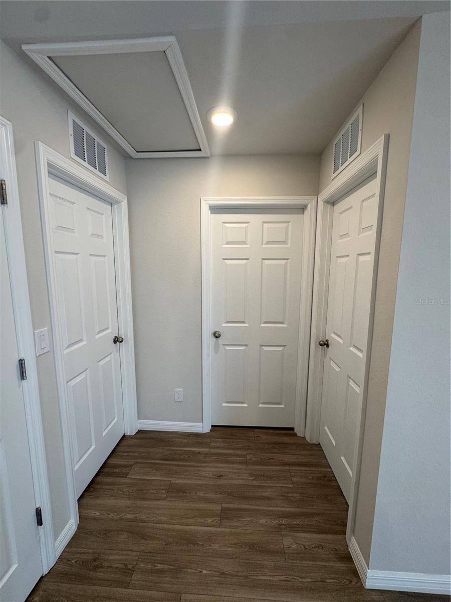 Image 6 of 13 For 12206 Van Loon Avenue