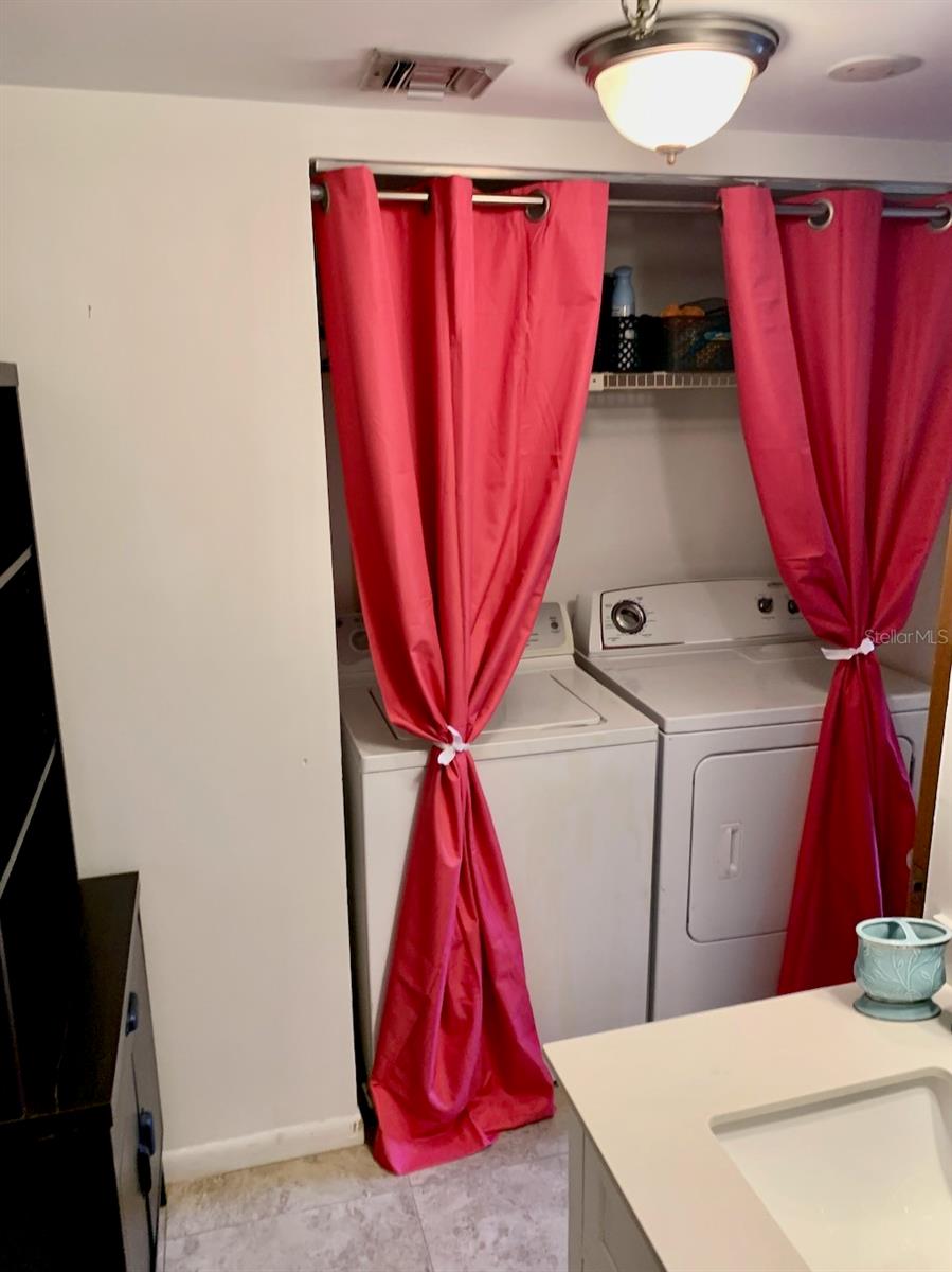 Image 19 of 24 For 3006 Caring Way 417