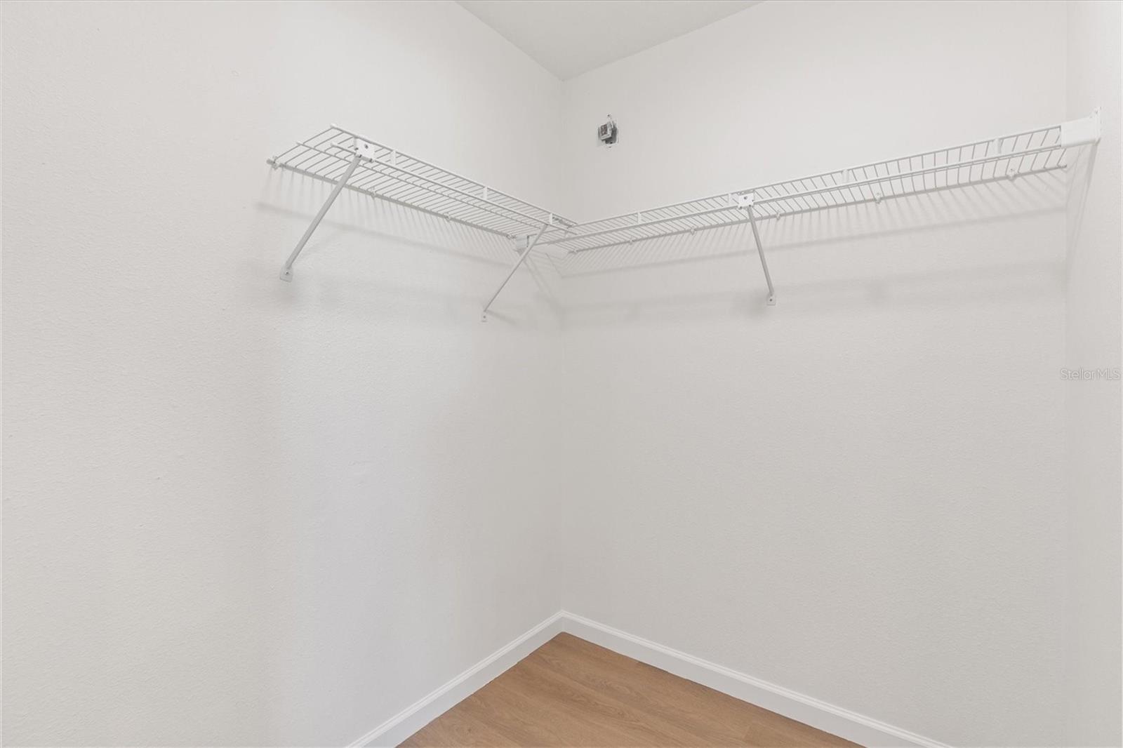 Image 36 of 39 For 11041 174th Loop