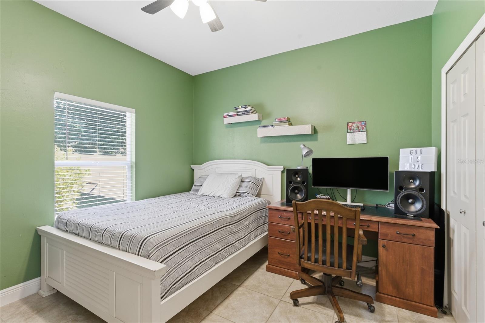 Image 34 of 44 For 2412 Nature Pointe Loop