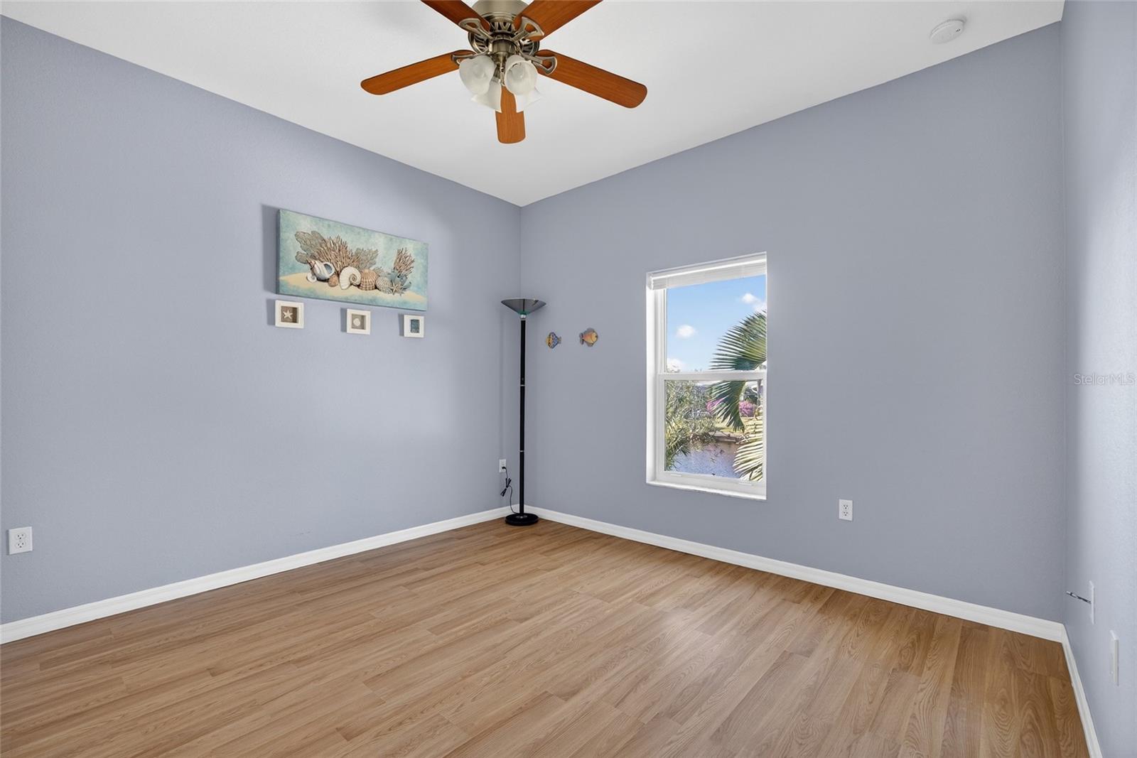 Image 23 of 37 For 2911 Riverside Drive