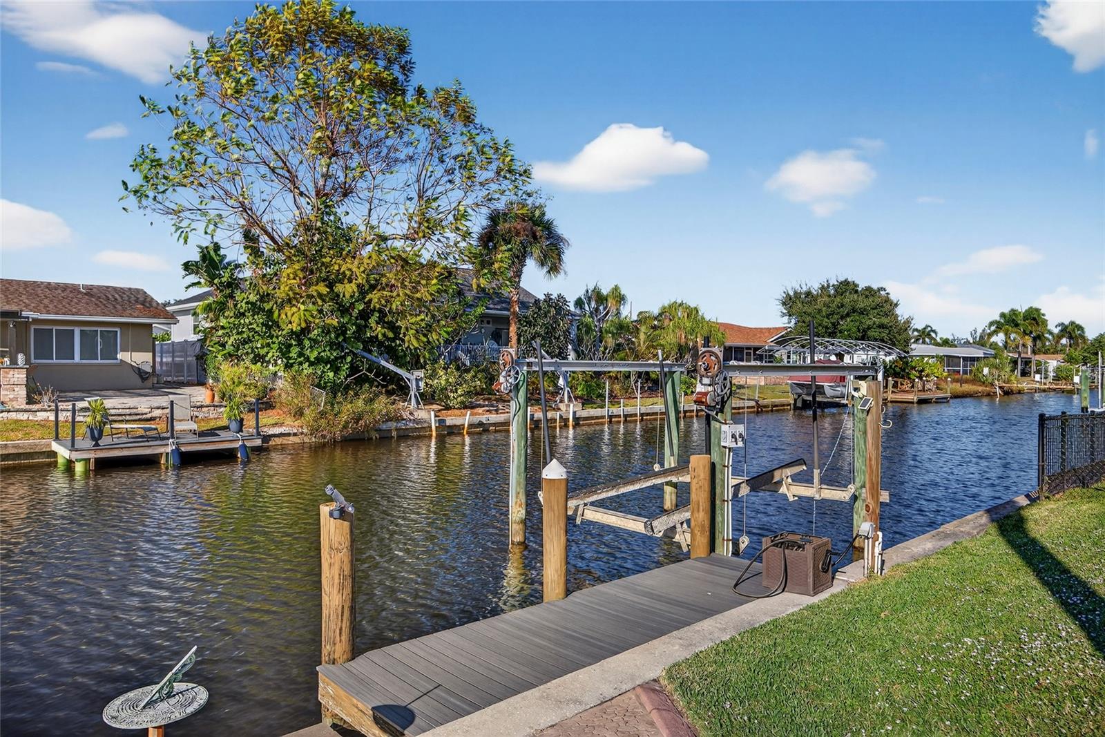 Image 33 of 37 For 2911 Riverside Drive