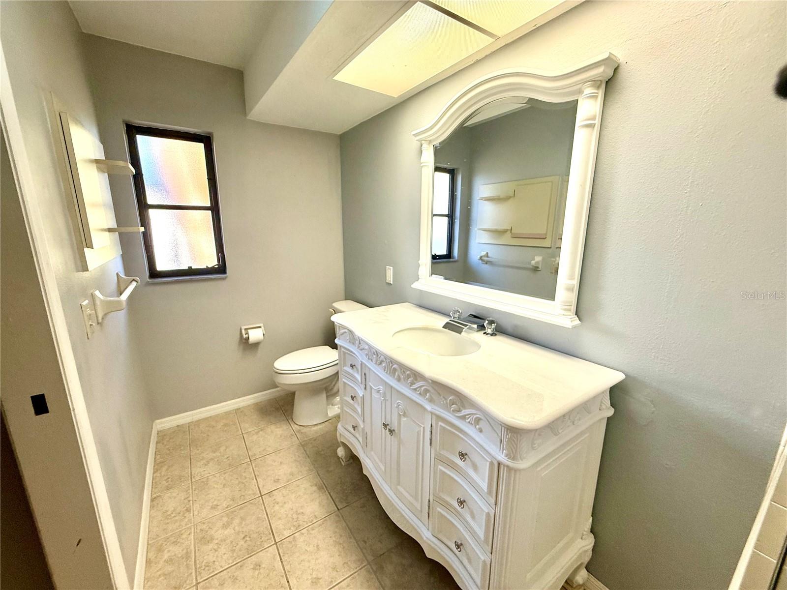 Image 3 of 29 For 21466 Sheldon Avenue