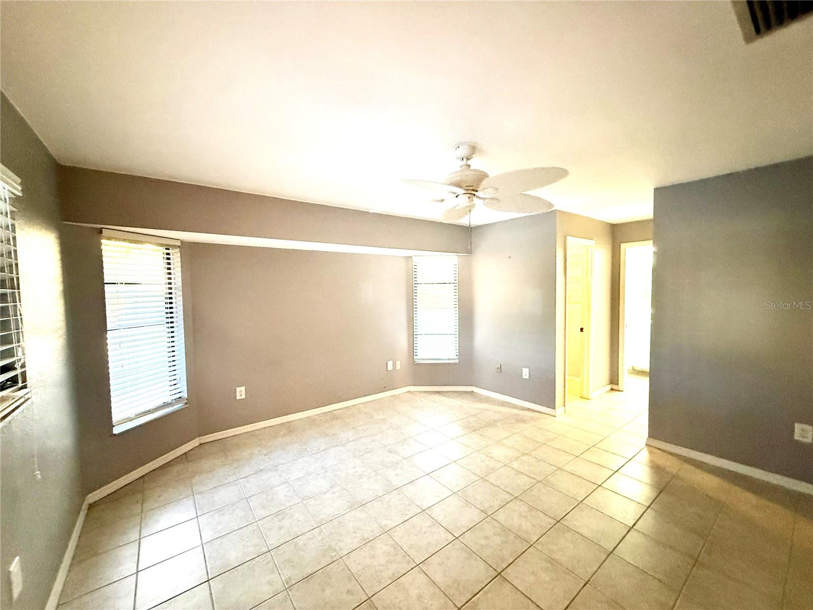 Image 6 of 29 For 21466 Sheldon Avenue