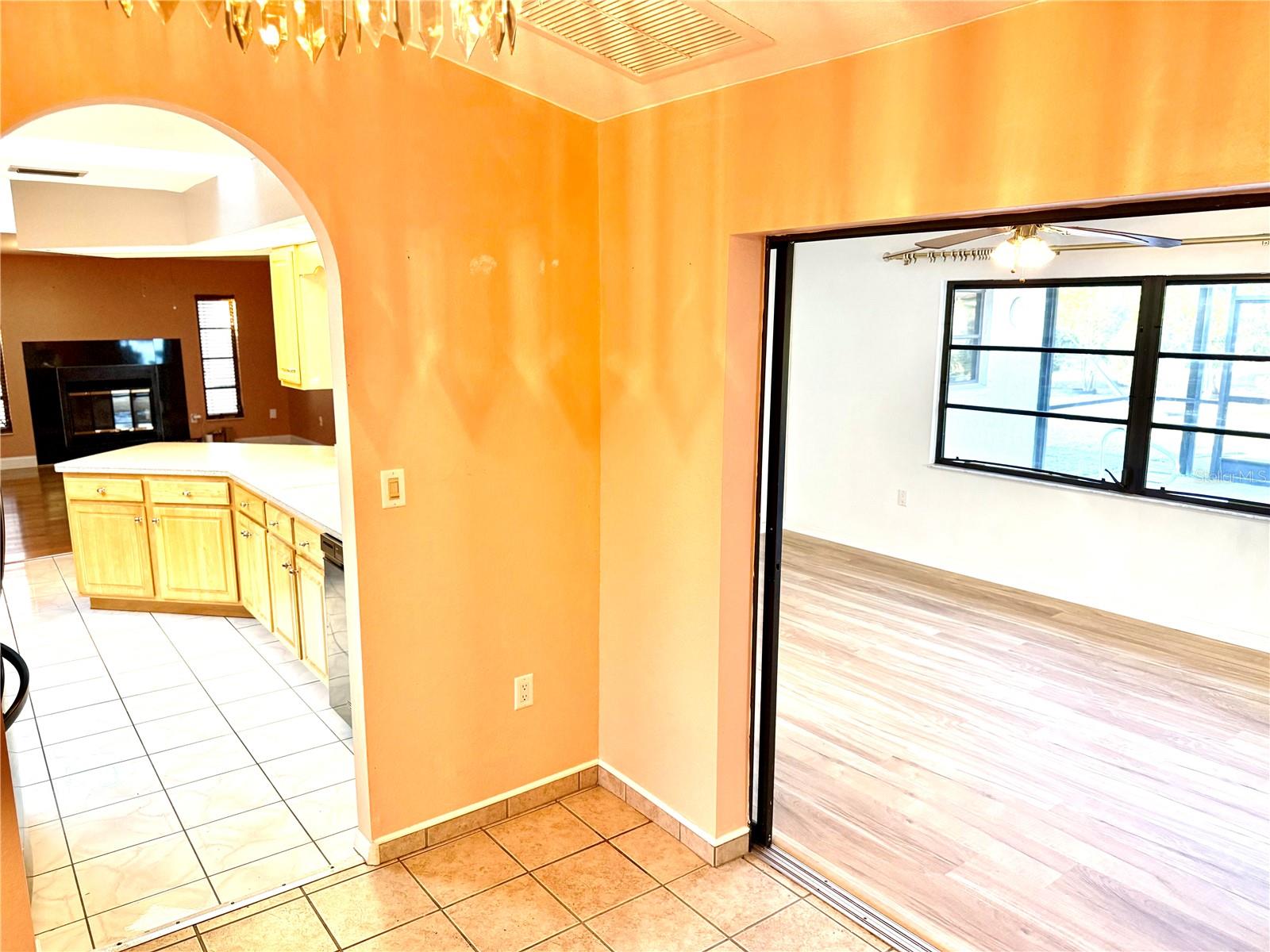 Image 9 of 29 For 21466 Sheldon Avenue