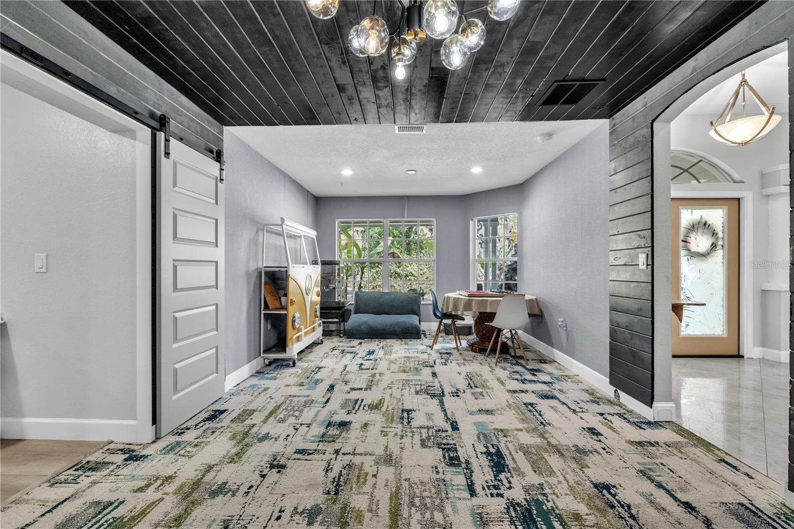 Image 28 of 94 For 3694 Crandon Road