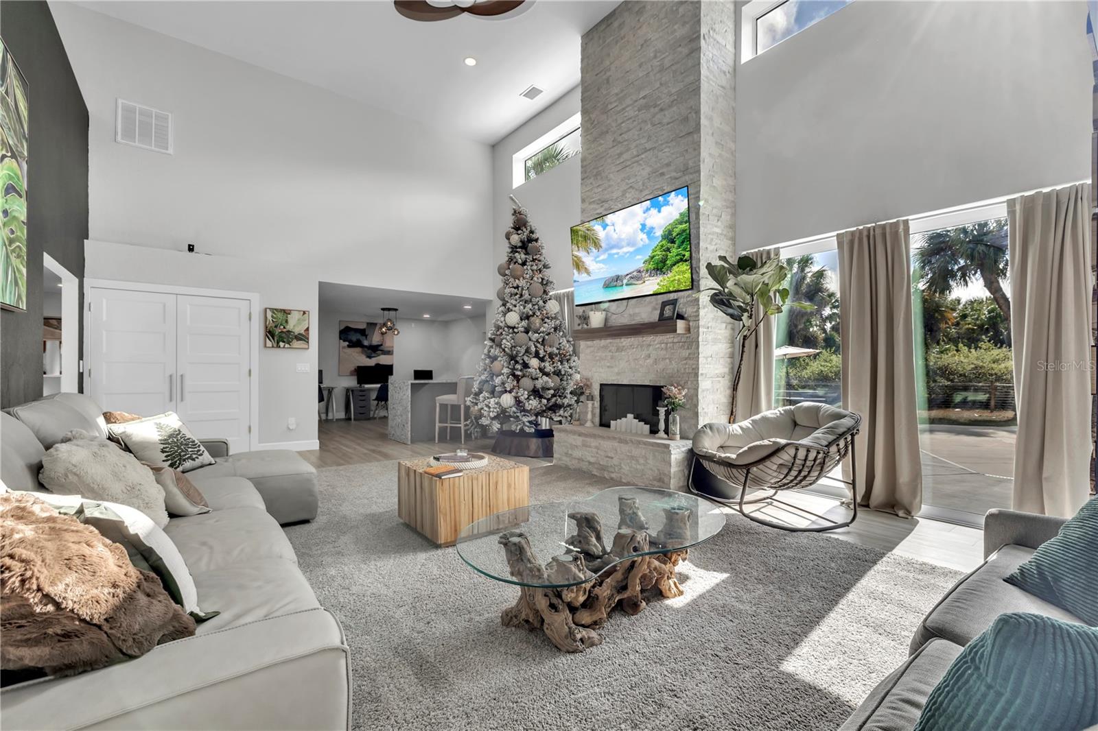 Image 32 of 94 For 3694 Crandon Road